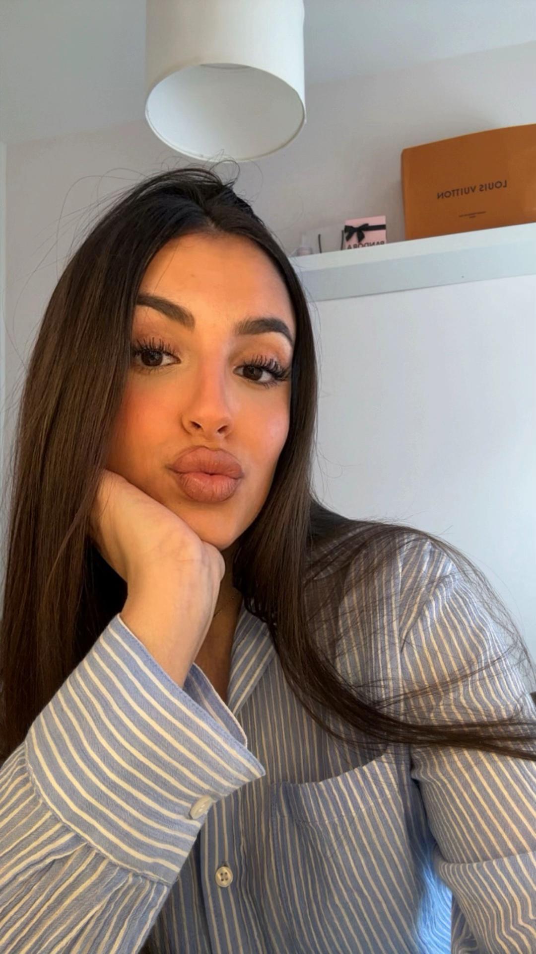 @adriana menacho