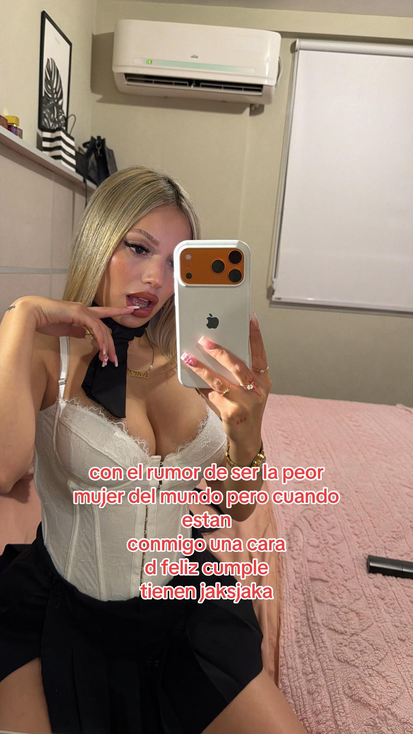 @𝗖𝗘𝗟𝗘𝗦𝗧𝗘 𝗝𝗨𝗡𝗖𝗢𝗦❤️