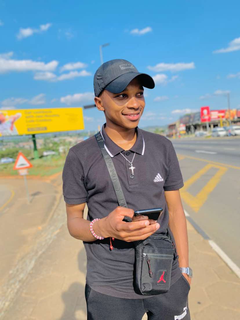 @We Country KSZL 🇰🇪♡🇸🇿 🤍🤘