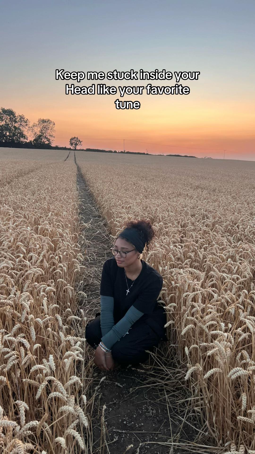 @urfavemixedgirl