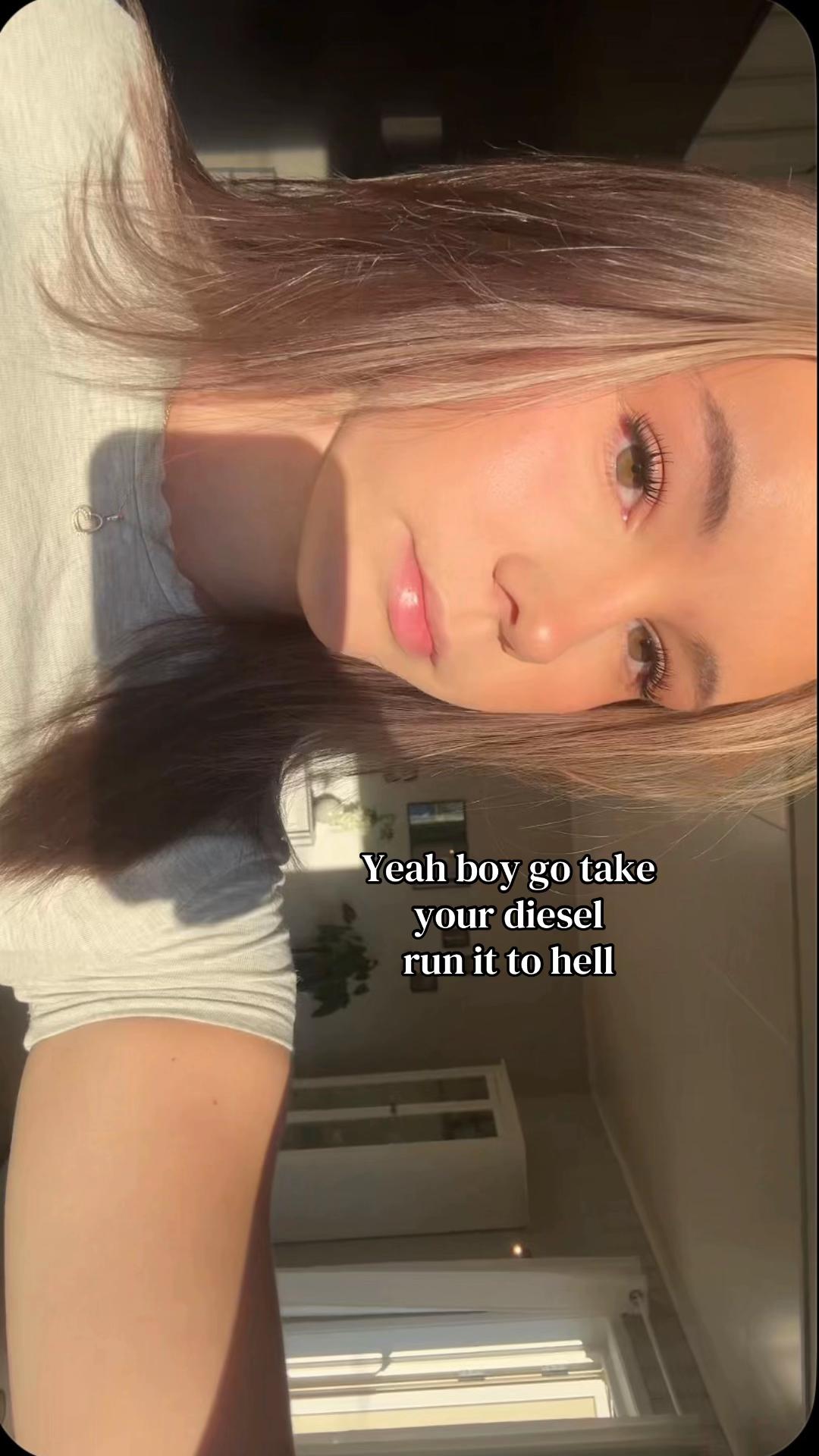 @Lisa teigen🤍🥂