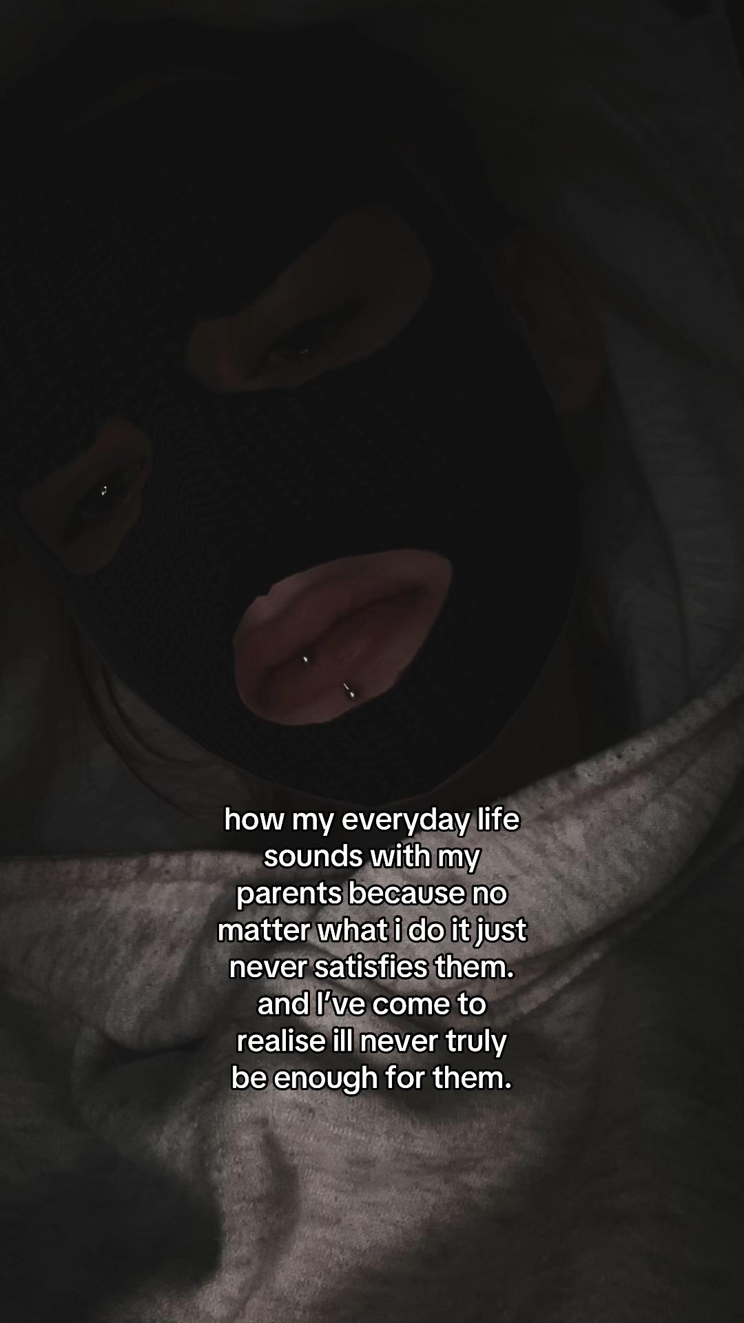 @🎞️