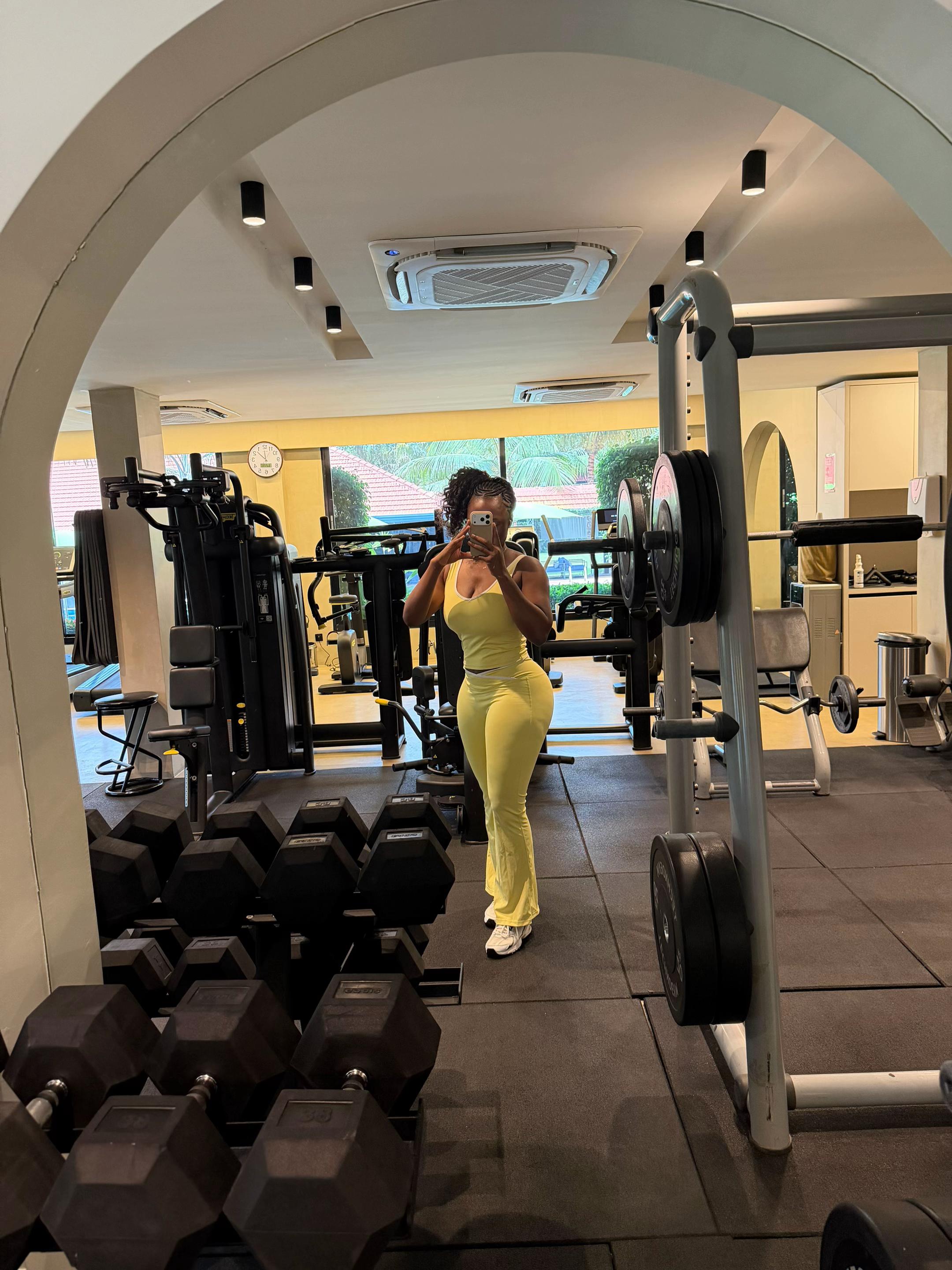 @Janyfitness🇬🇳