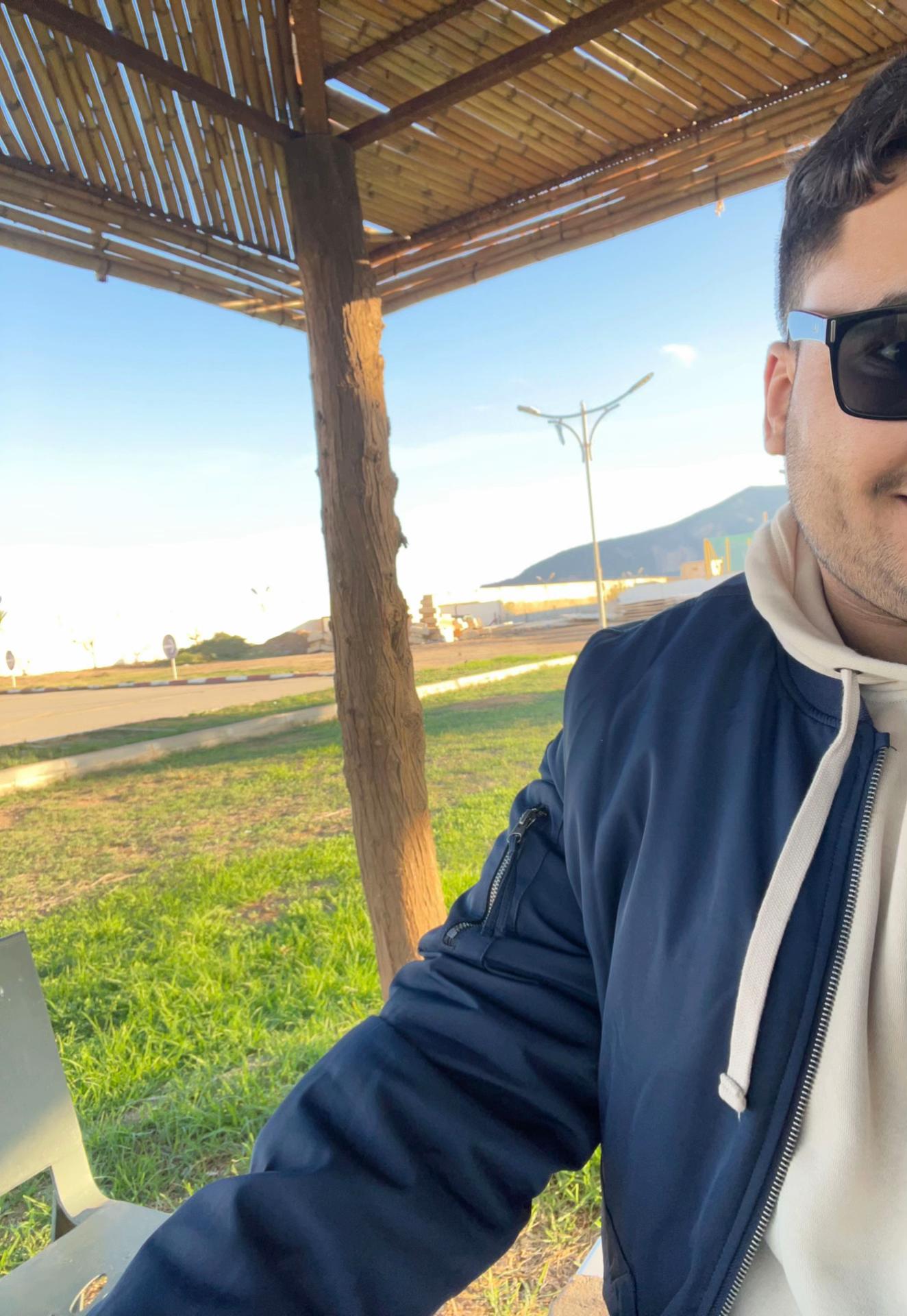 @zyn.bzd