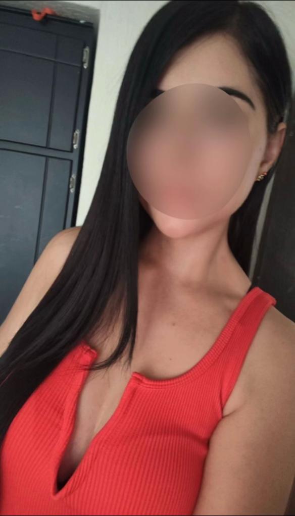 @𝘏𝘰𝘵𝘵𝘦𝘴𝘵 𝘔𝘰𝘮𝘴