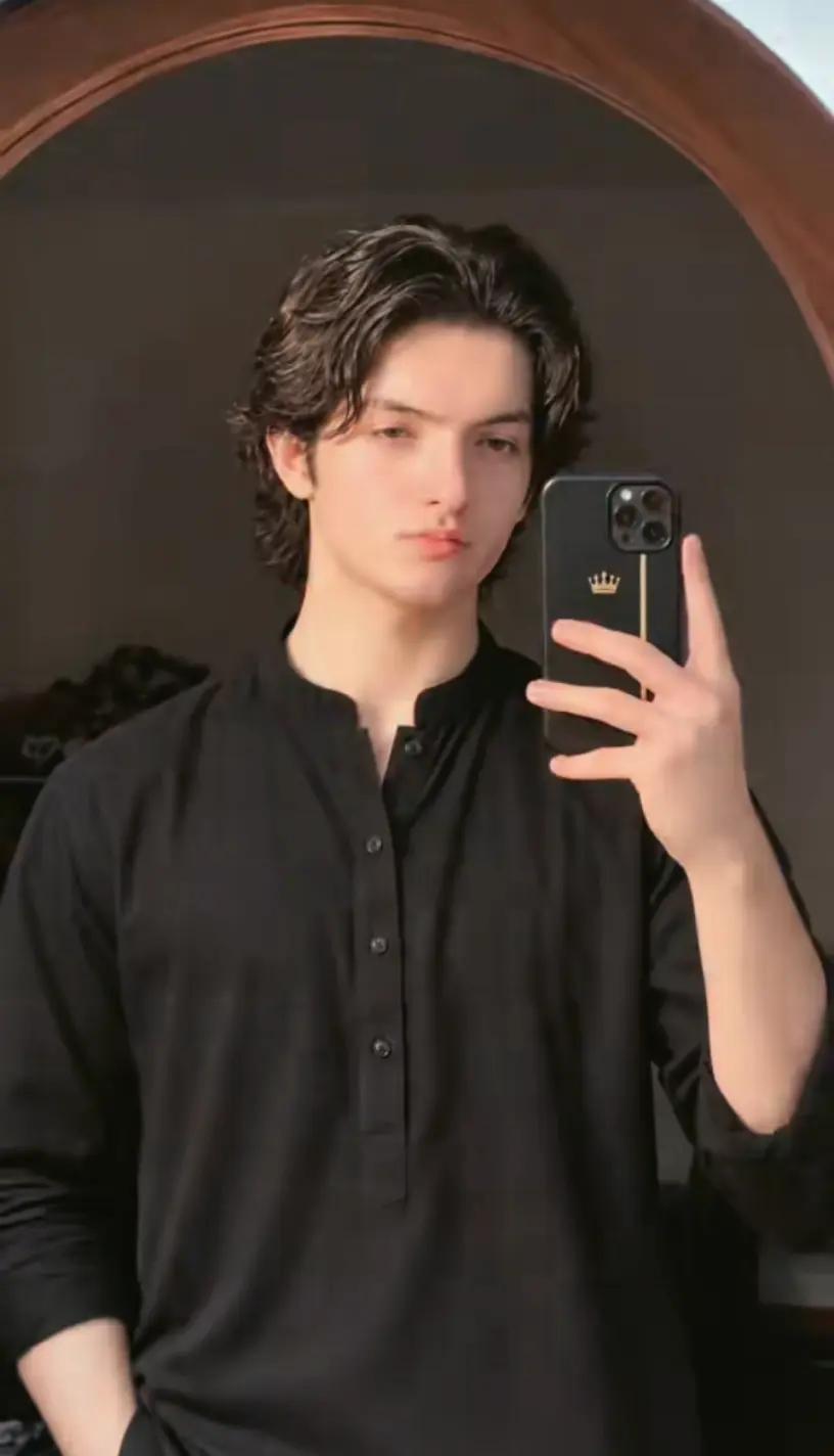 @_ArHaN_KhAn_🇸🇦
