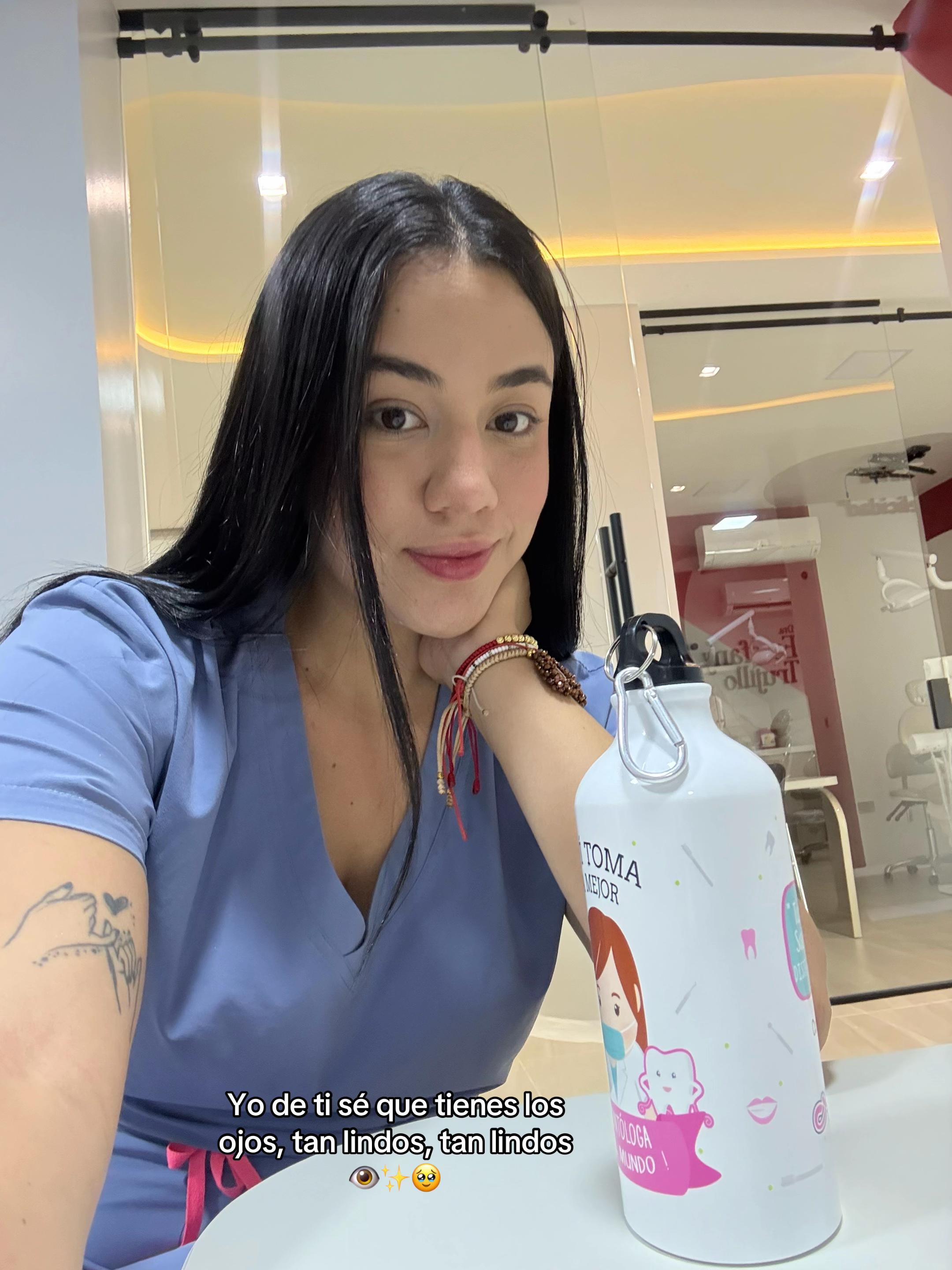 @Mar&iacute;a Ang&eacute;lica👩🏻&zwj;⚕️🦷✨