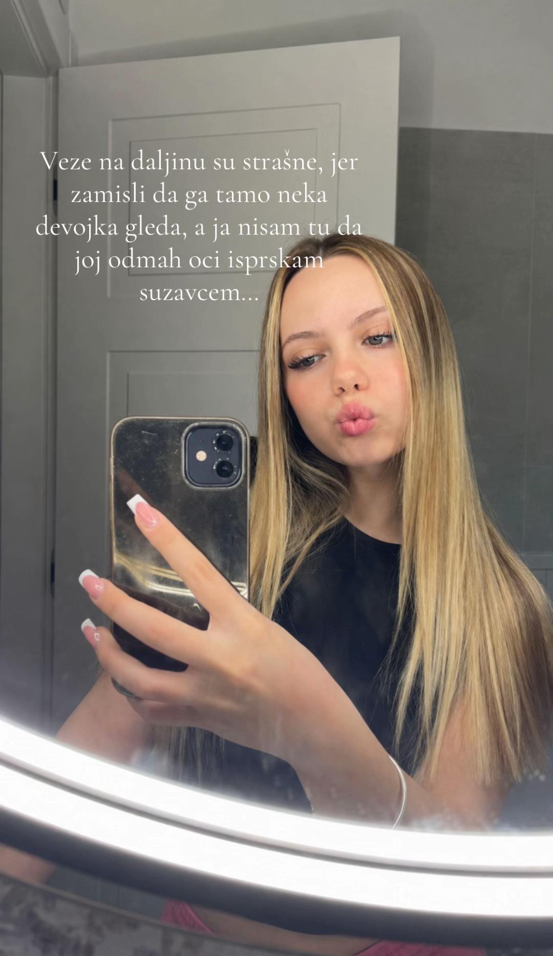 @Jαɳʝα🪽