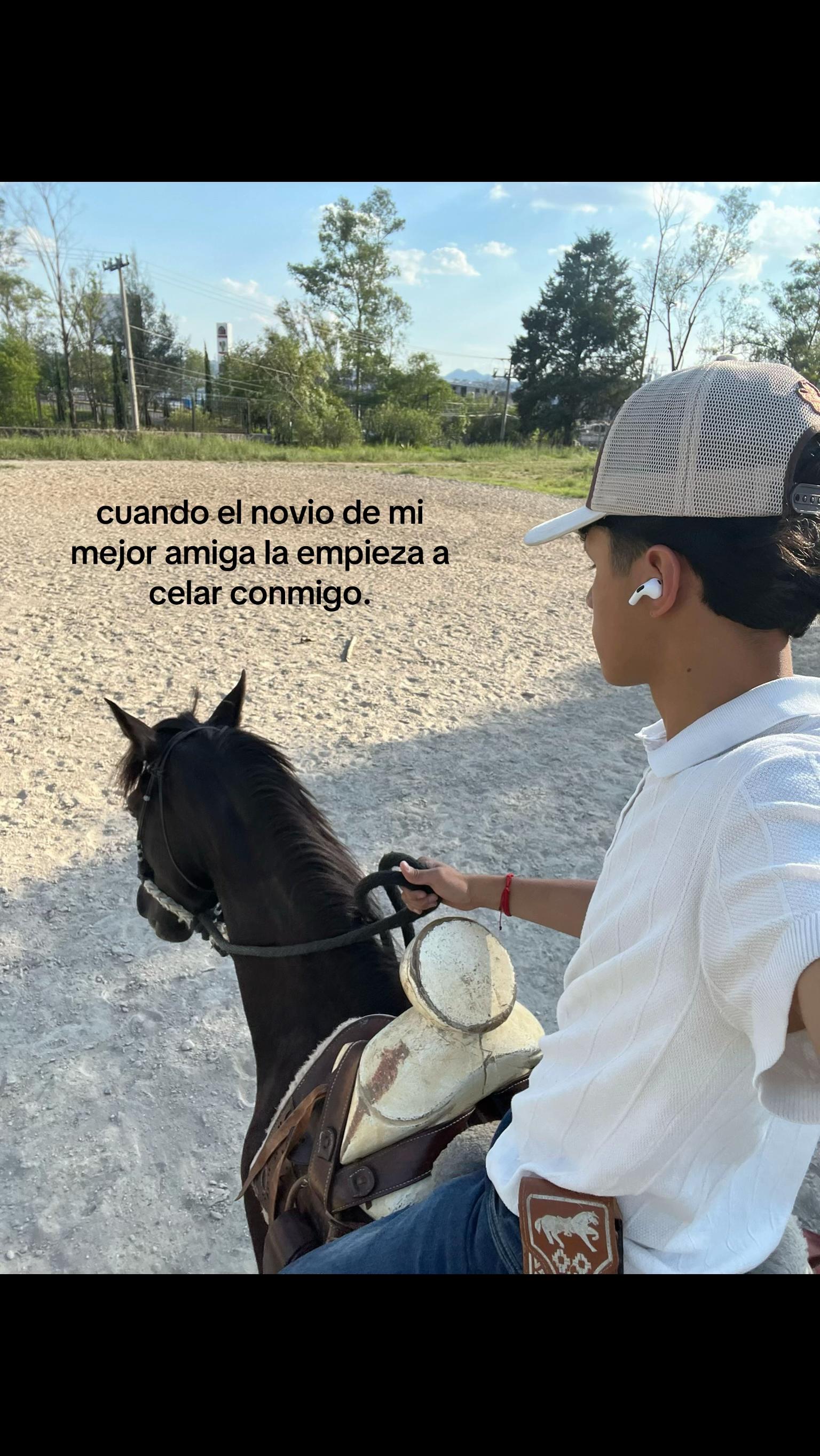 @Carlos_favela7