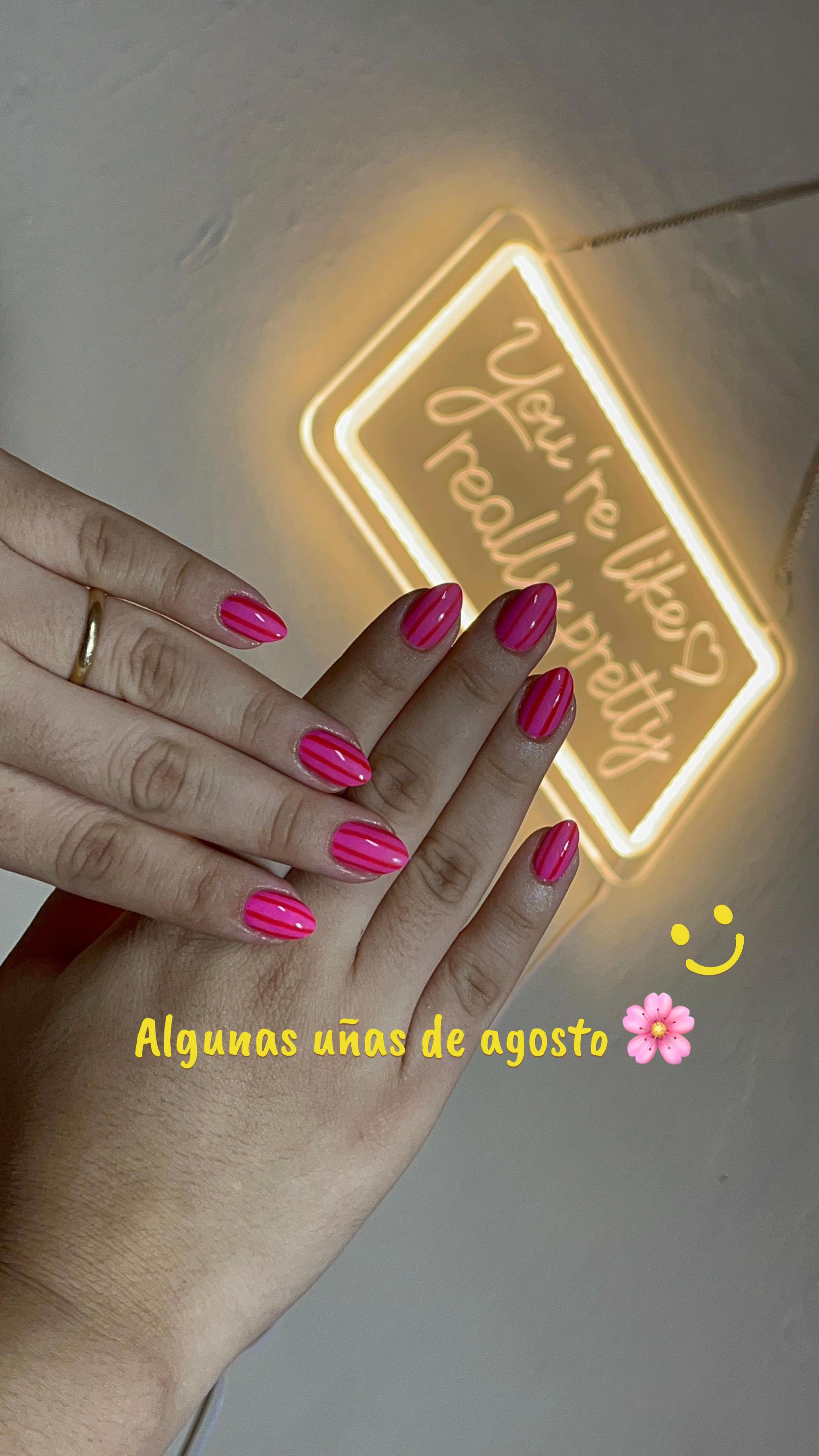 @Dimples Nails
