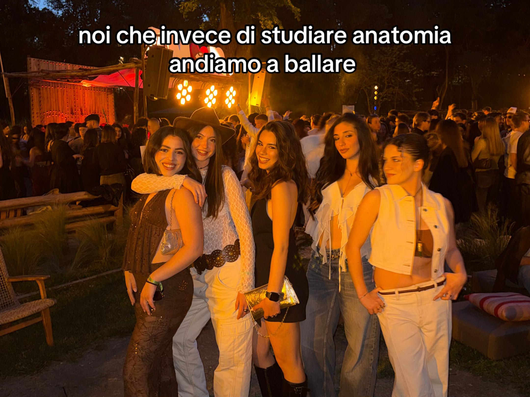 @annachiara