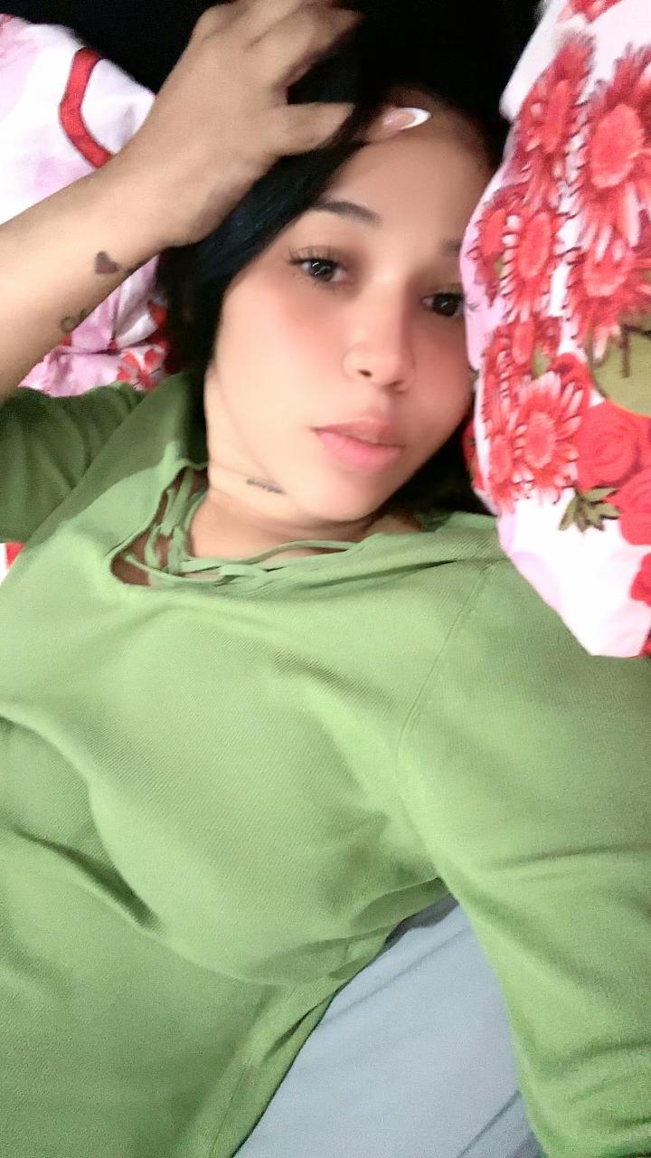 @Angelica25