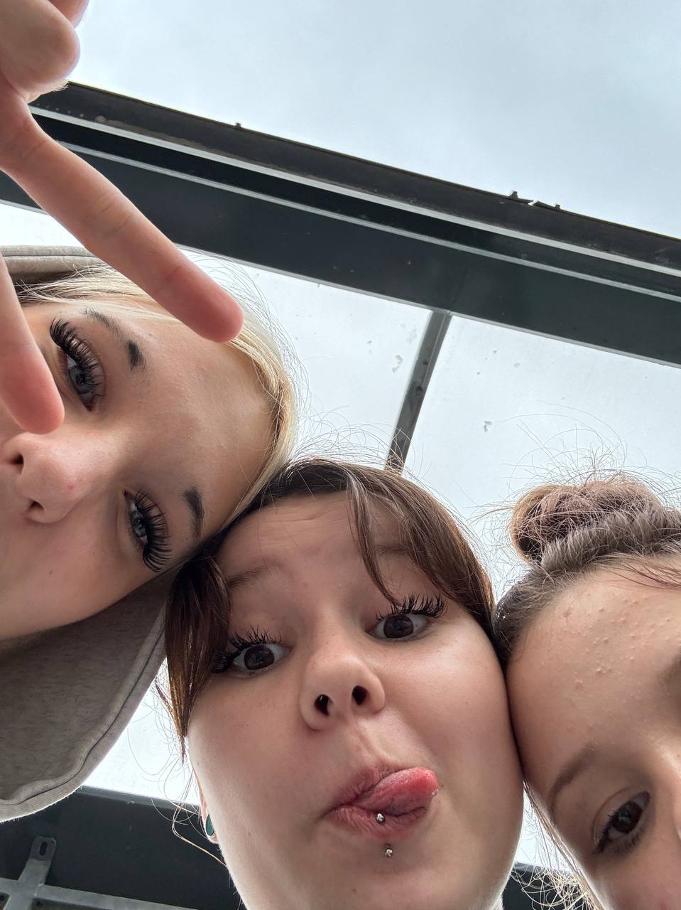 @812