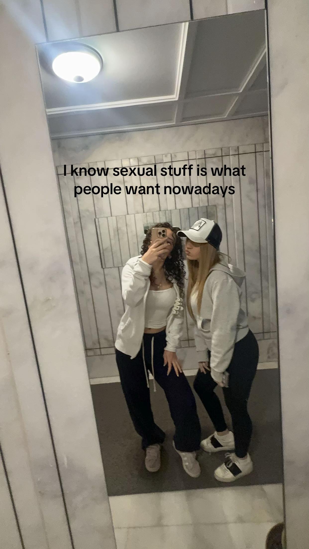 @roja