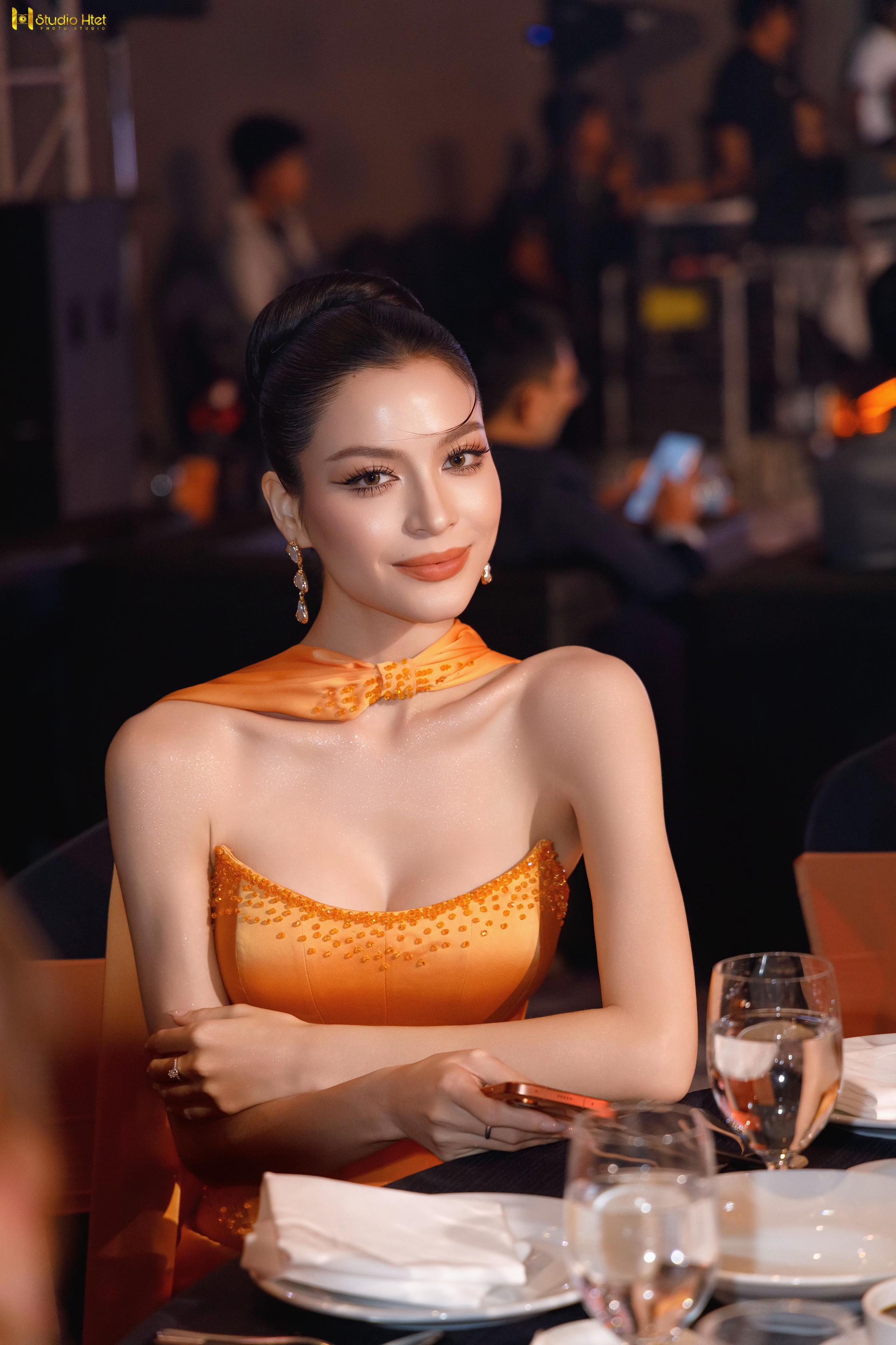 @MayGrace Official ❤️✨ မေဂရစ့်