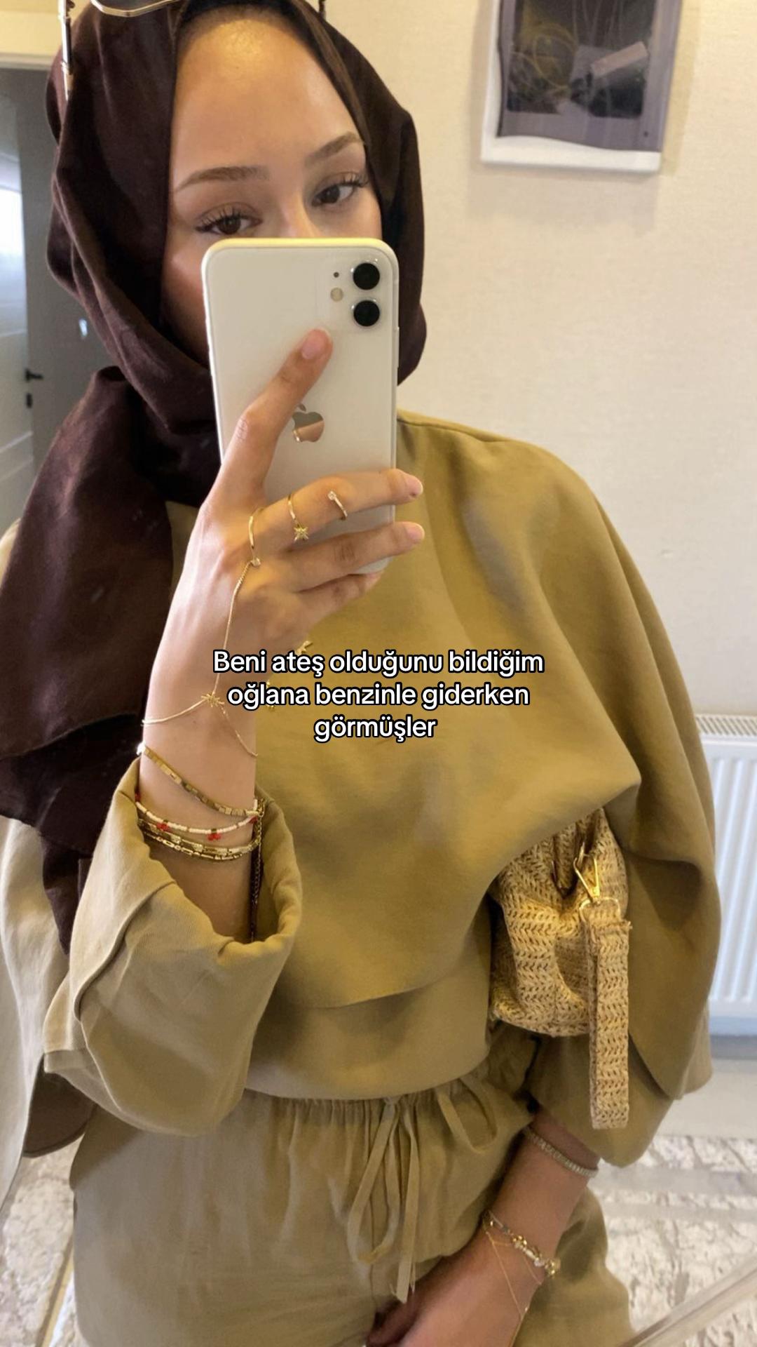 @𝒮𝑒𝓃𝒶