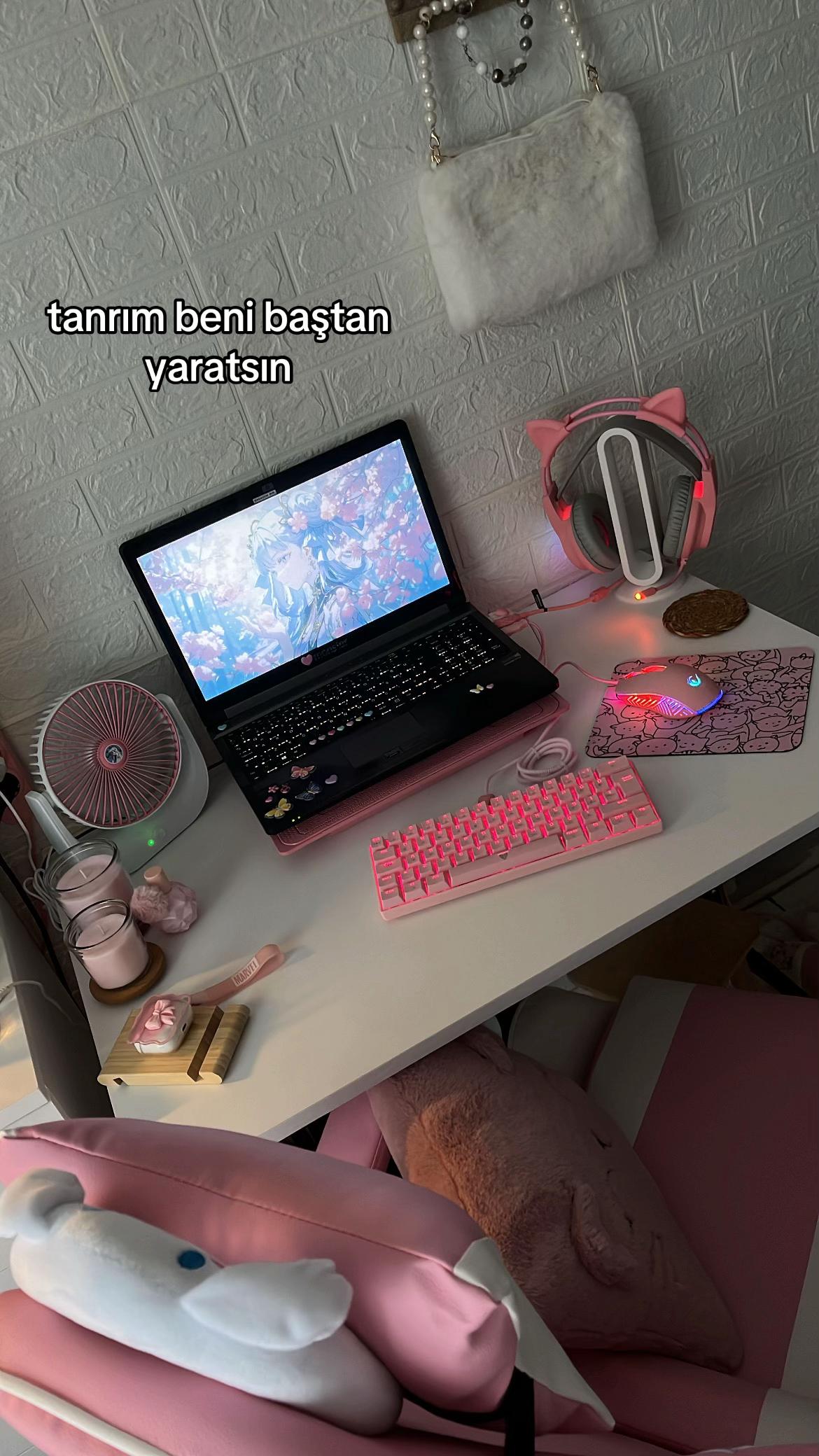 @୨ৎ𝒎𝒂𝒓𝒄𝒆𝒍𝒊𝒏𝒆