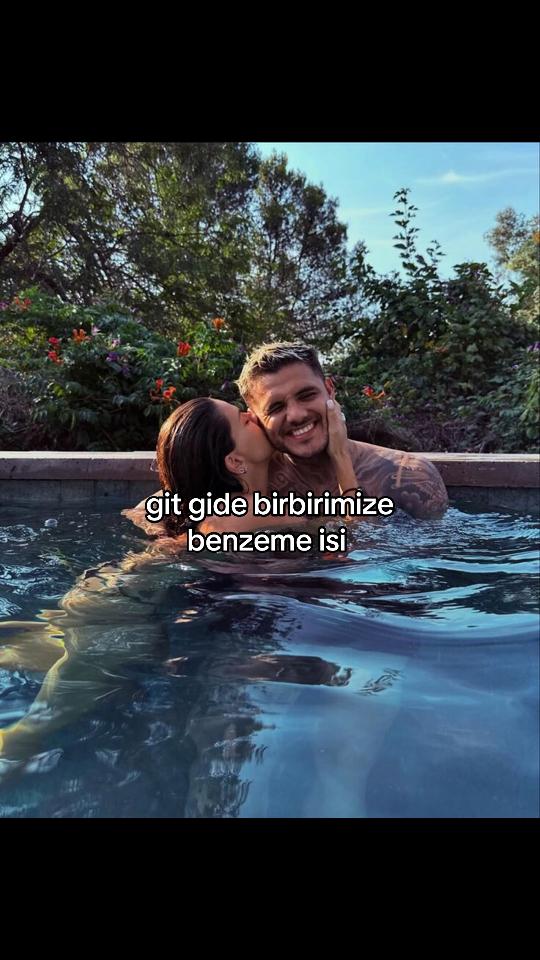 @Ais