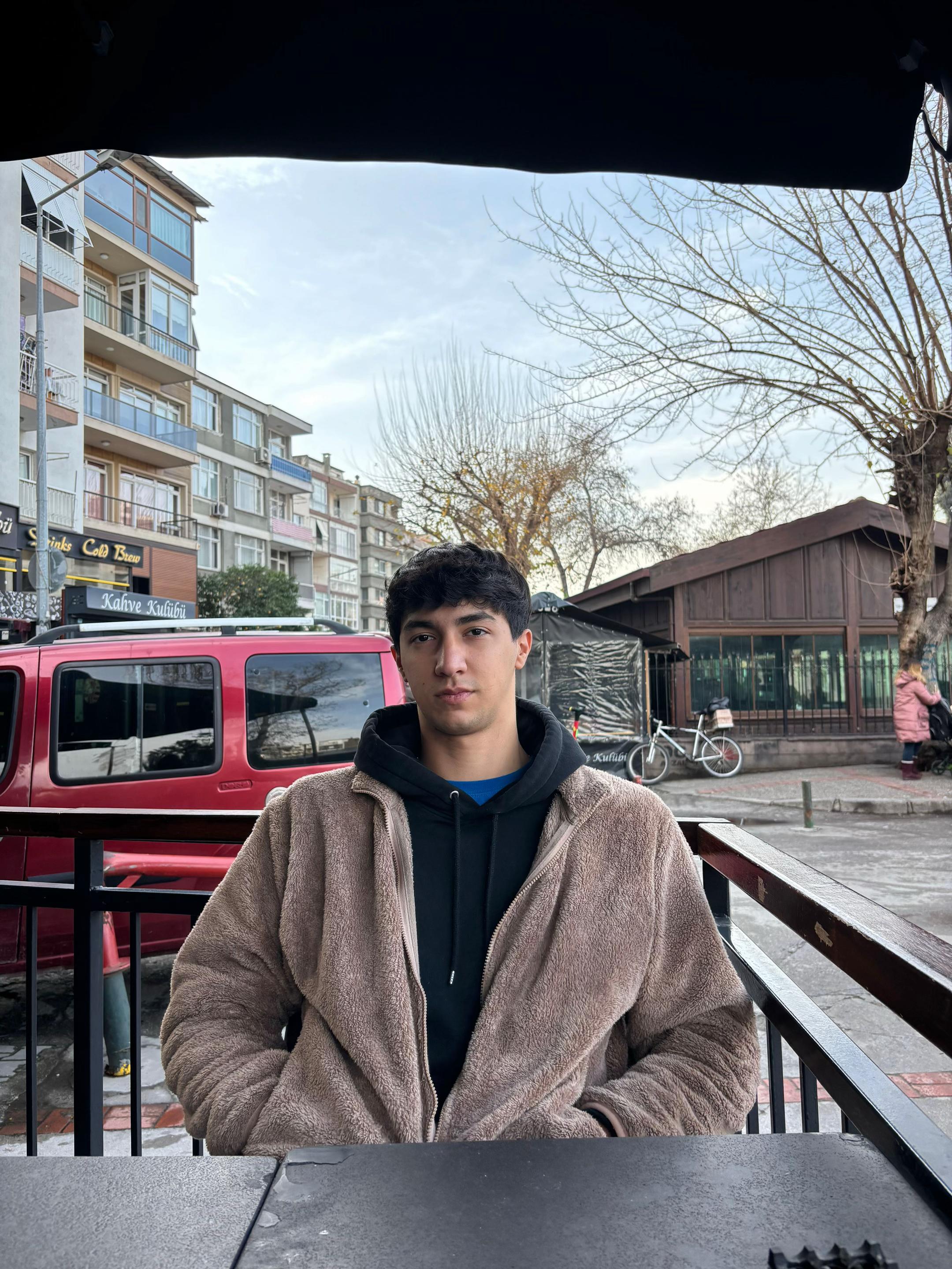 @y_kaymaz11