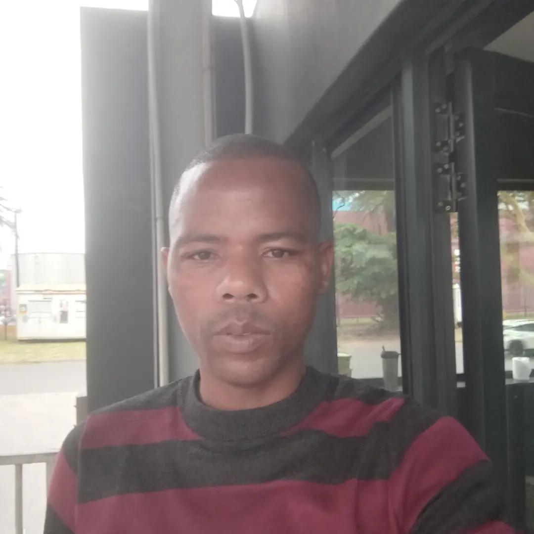 @MBEKEZELI_SAWONI_30