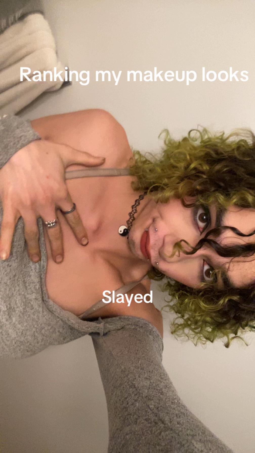@shes_licking_thewall