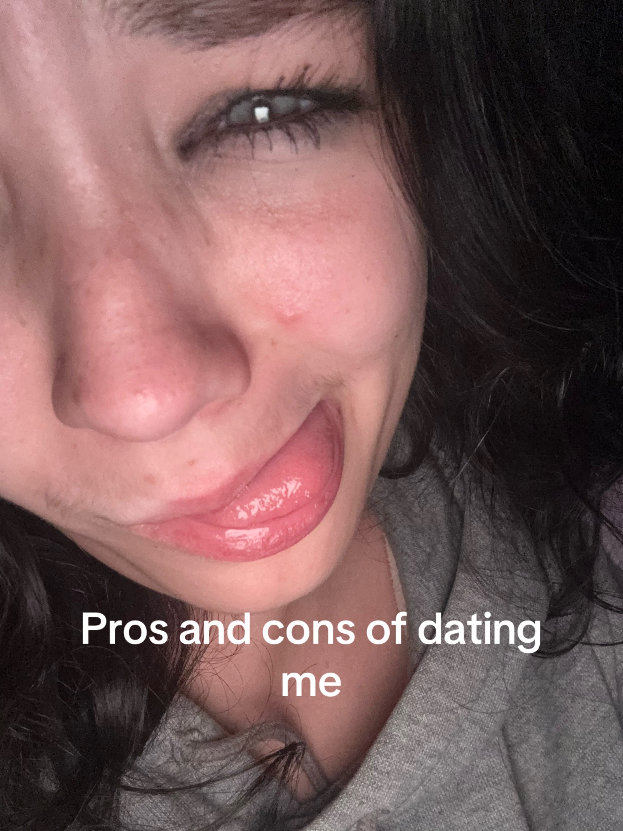 @༒