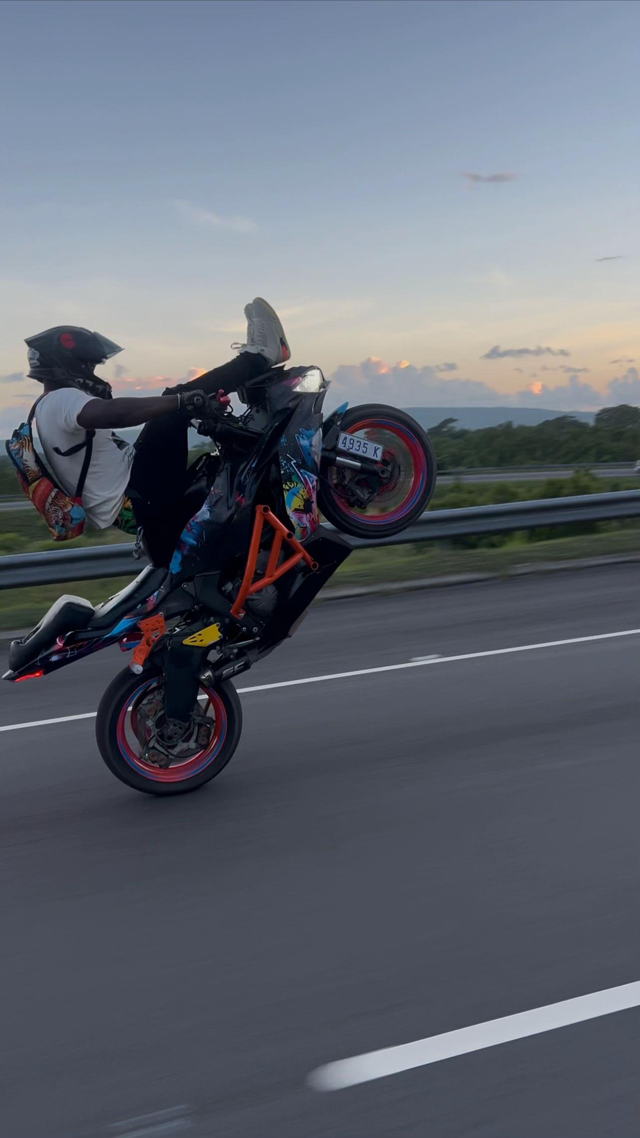 @bill_2_stunts