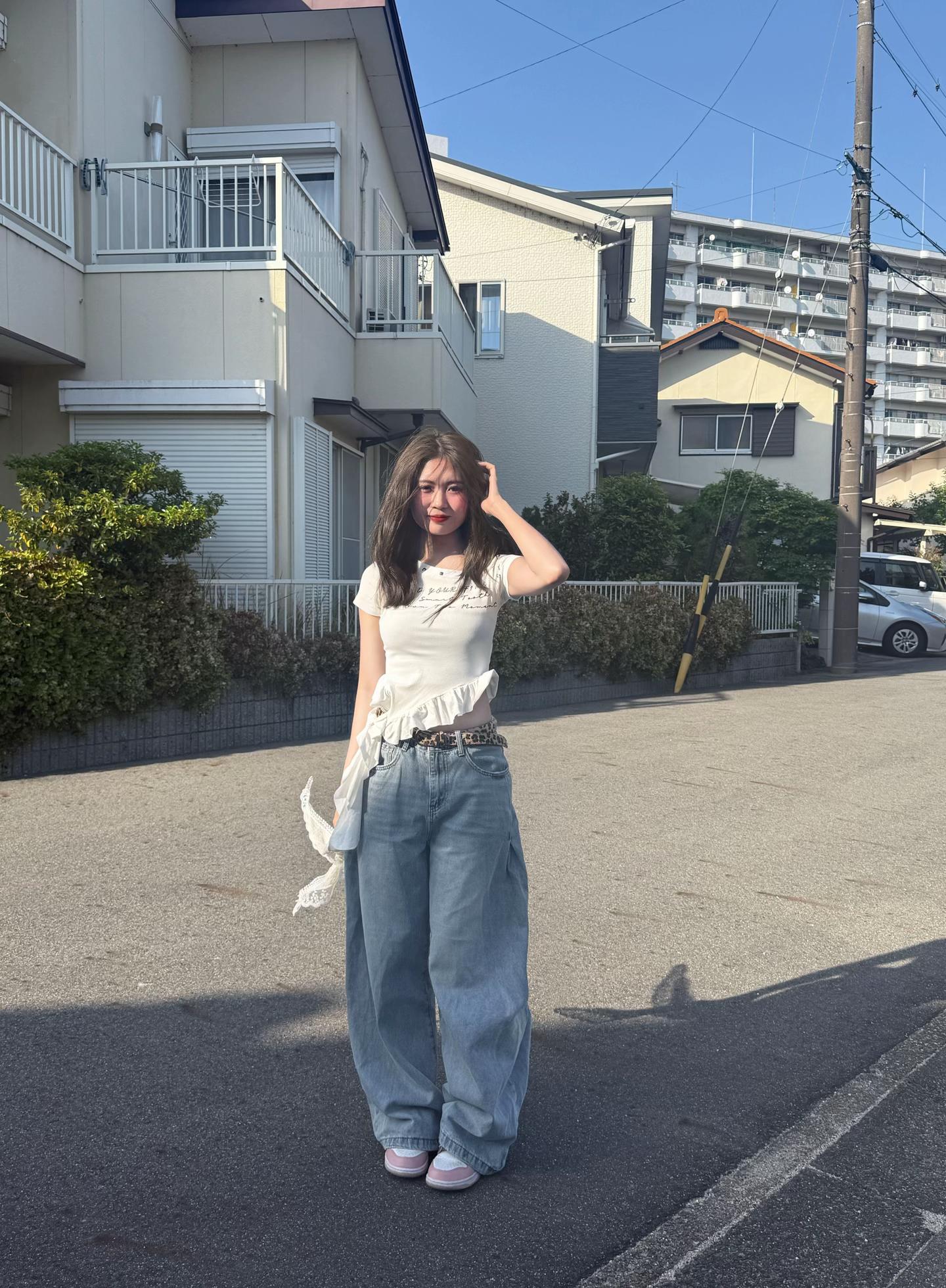 @Ella