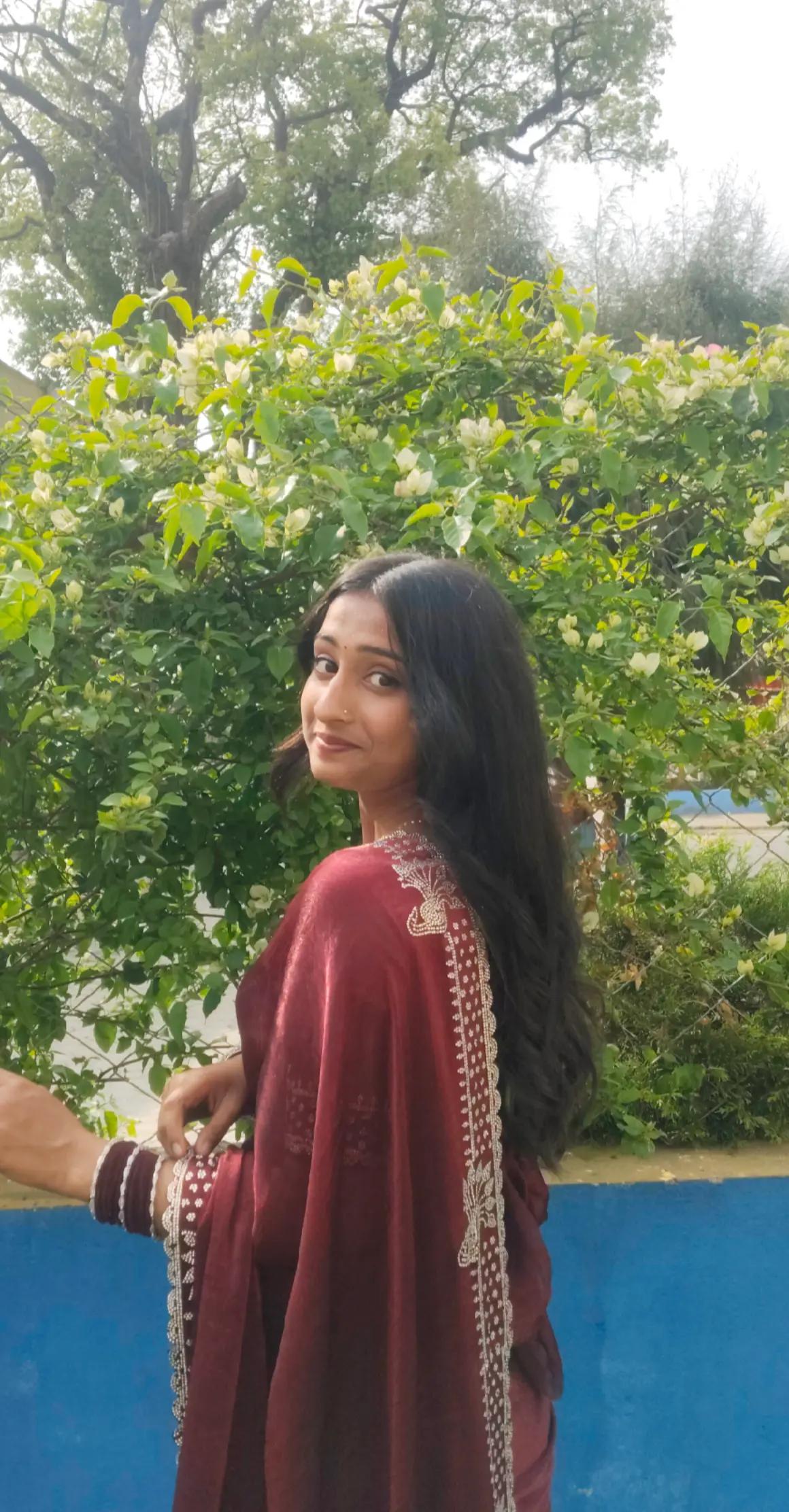 @आयु JHA✨🕊️