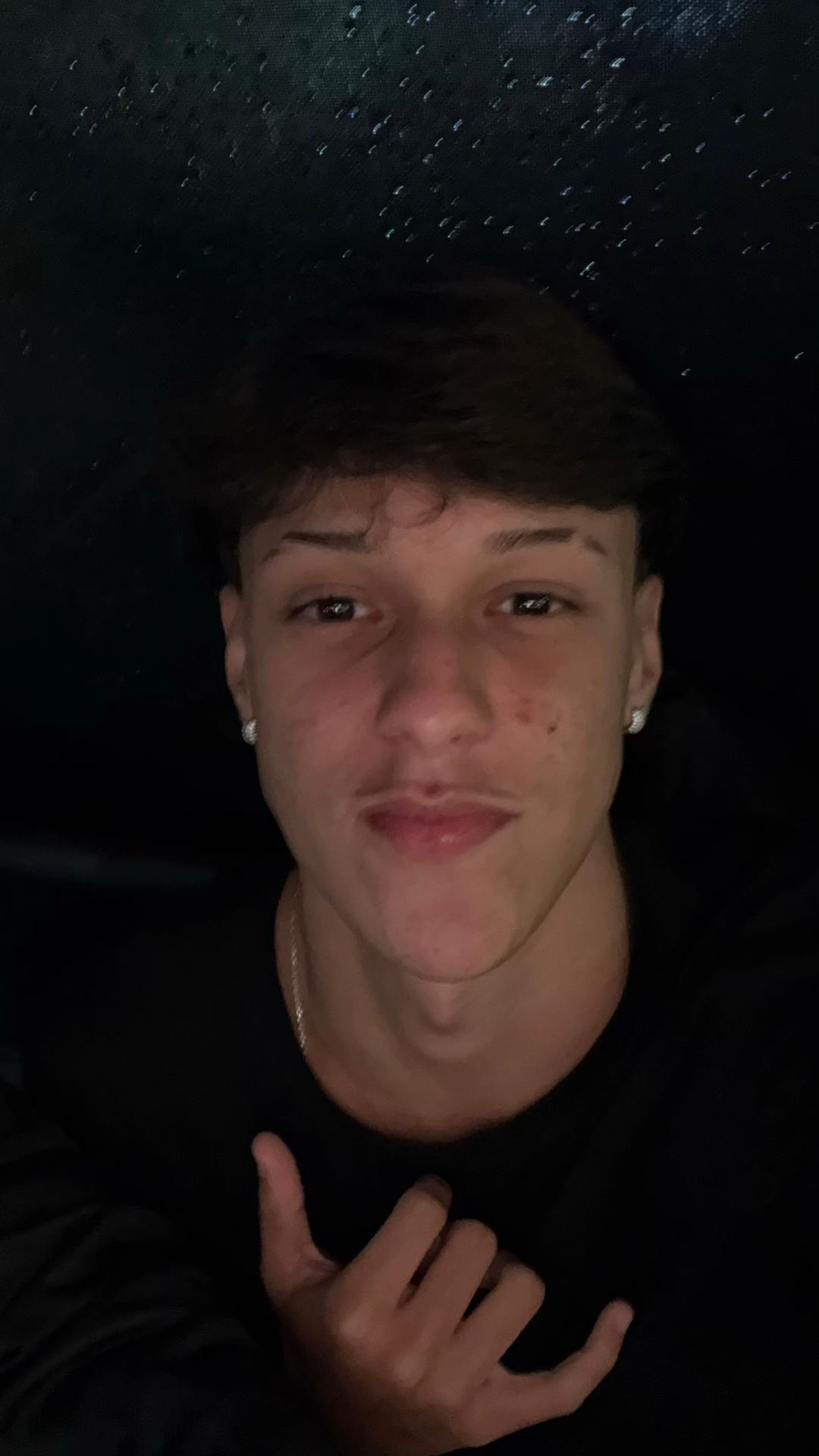@caiozada