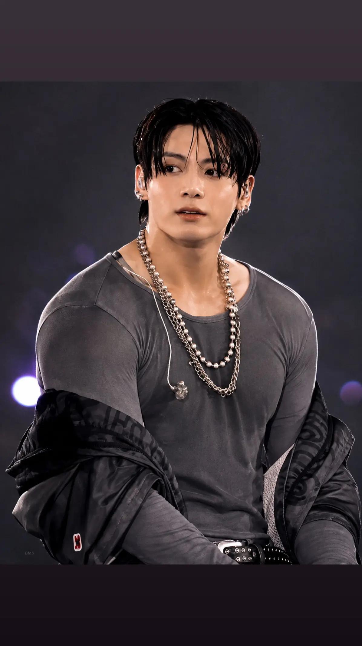 @๐๐ ๐ ๐๐.๐๐๐ ๐๐๐โท