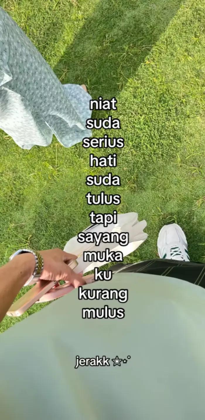 @Den✨