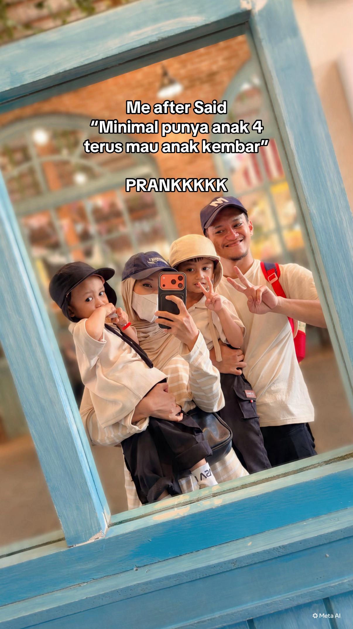 @Amihnya Keenan & Kafi
