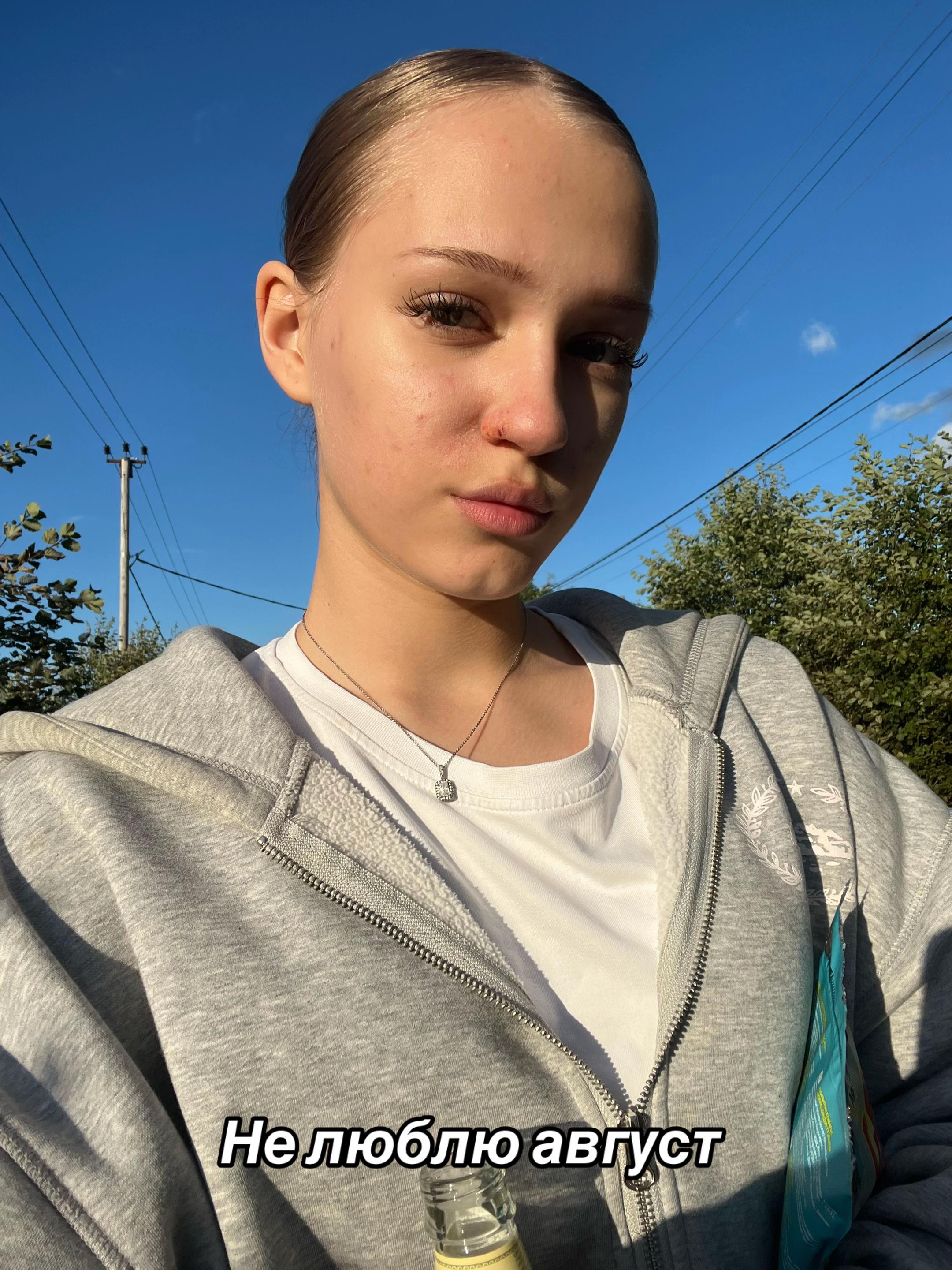 @darishaa