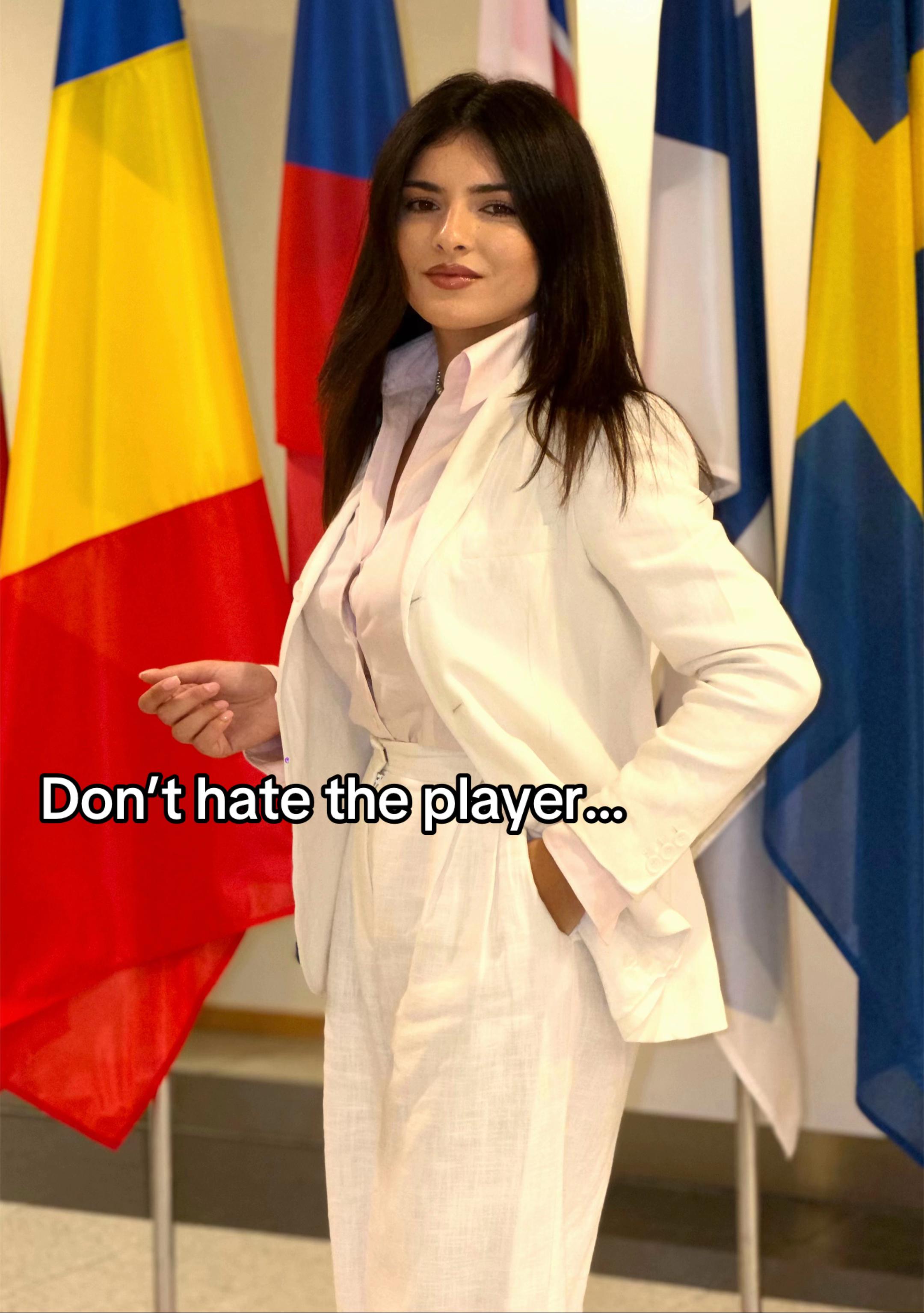 @Amina Miclean
