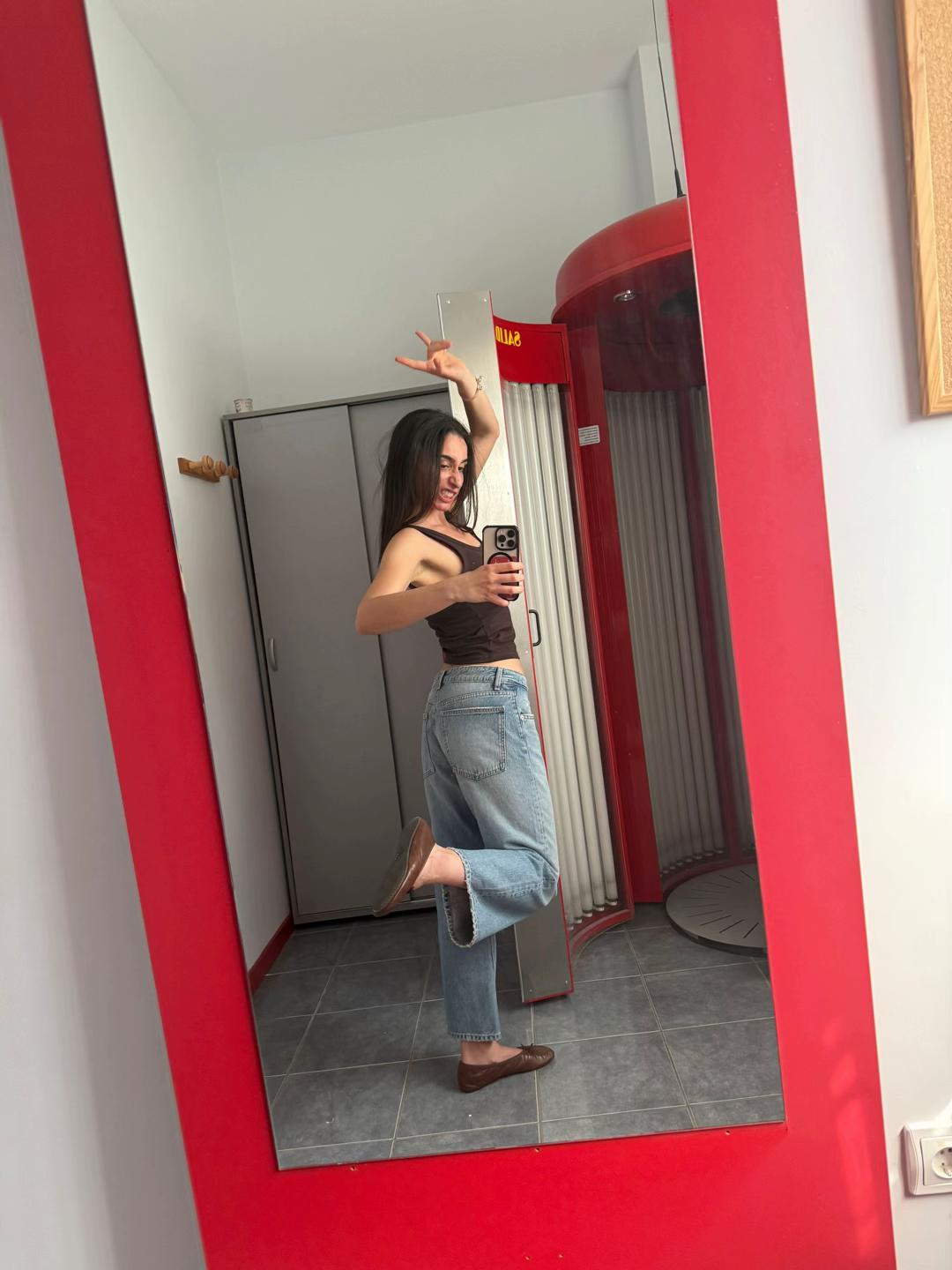 @alejandradavidd