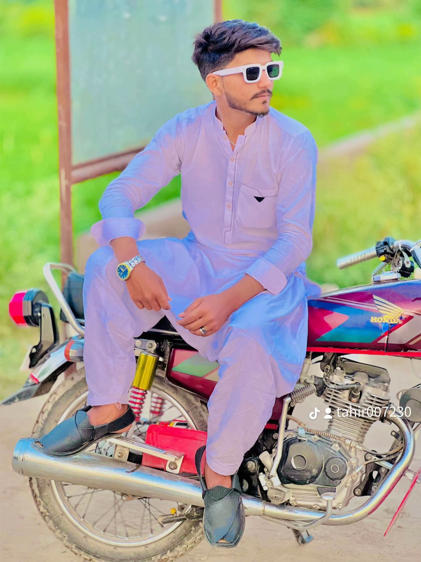 @Tahir007