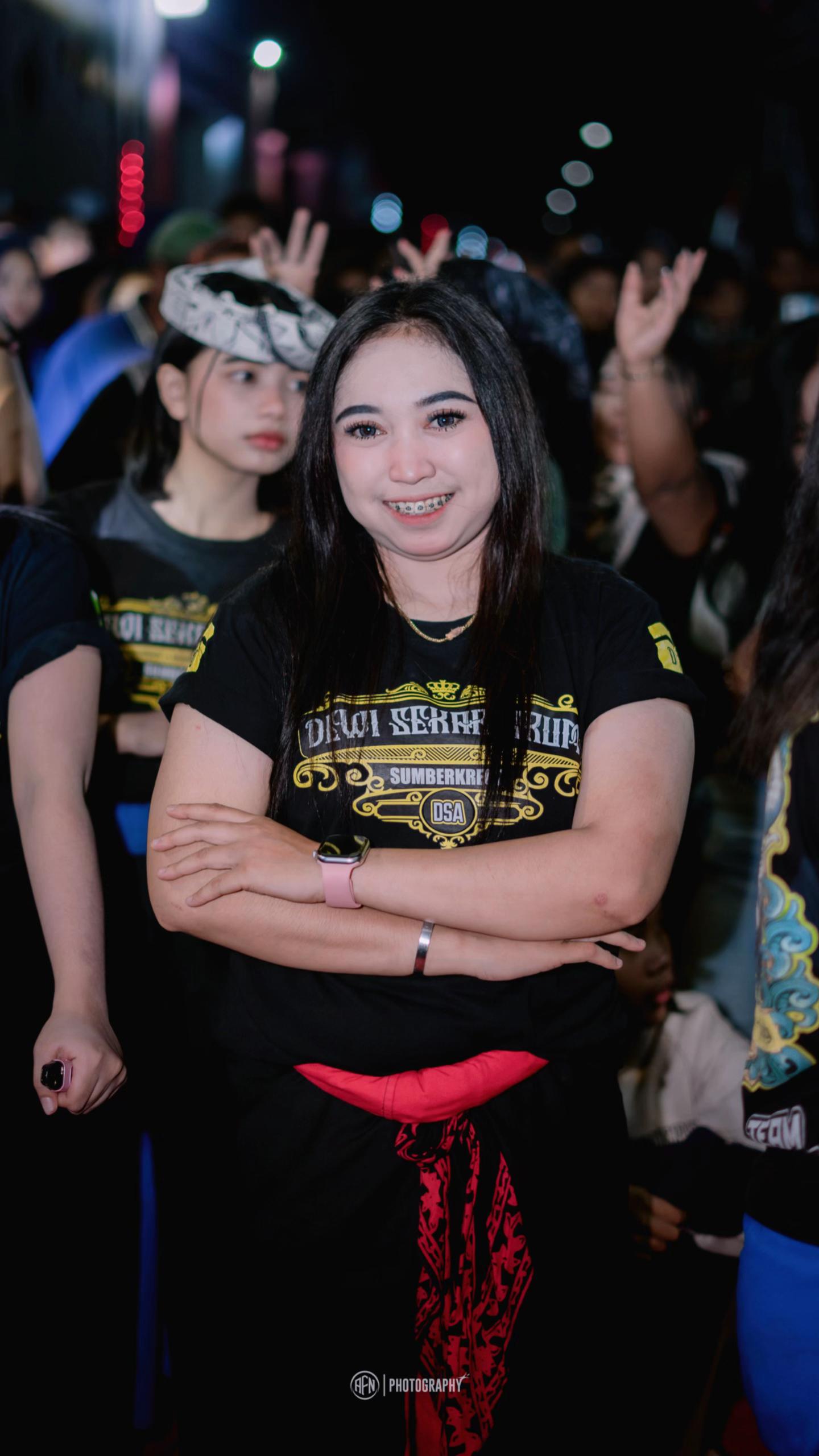 @dellaadell