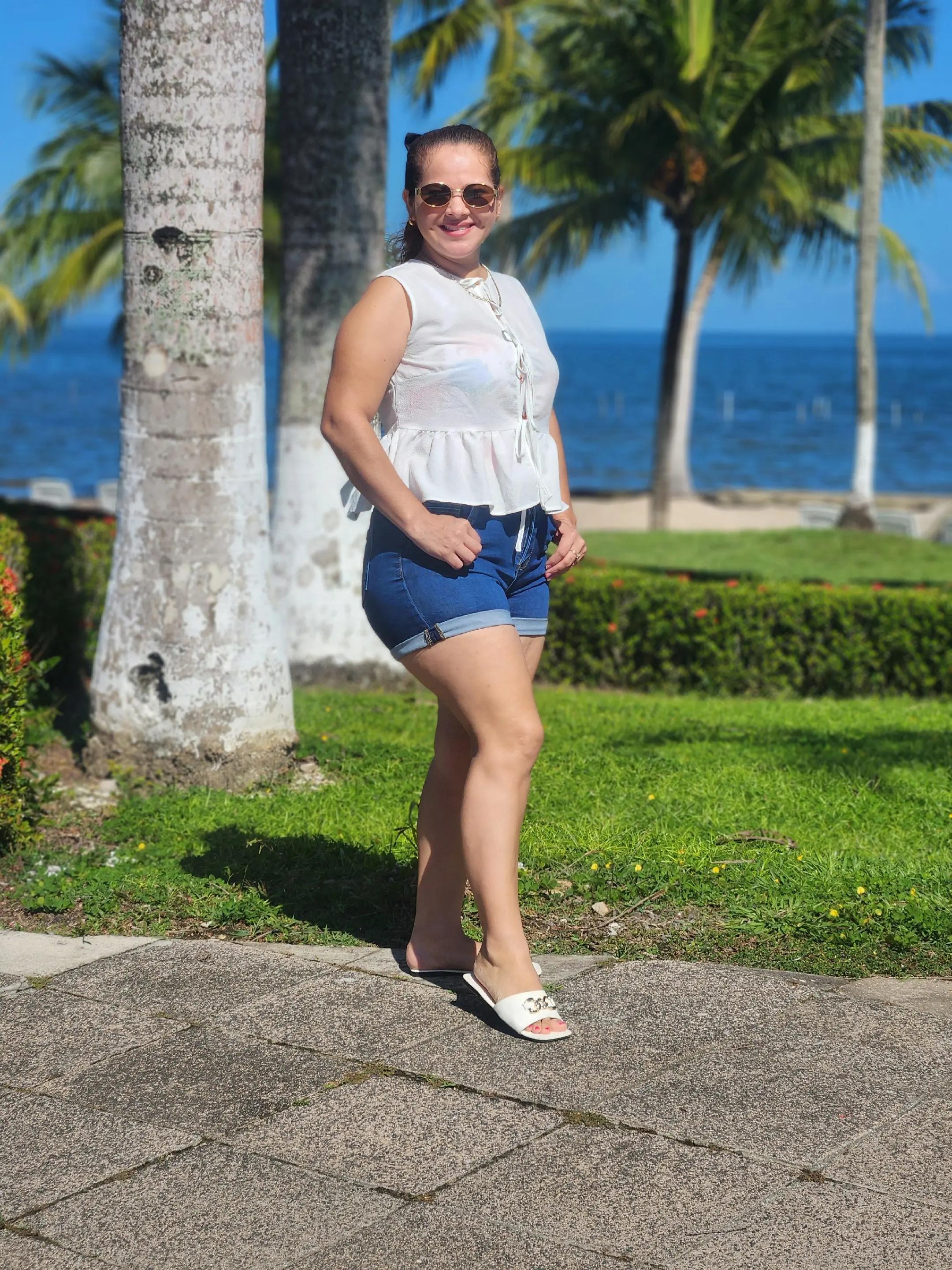@Beatriz Salguero195