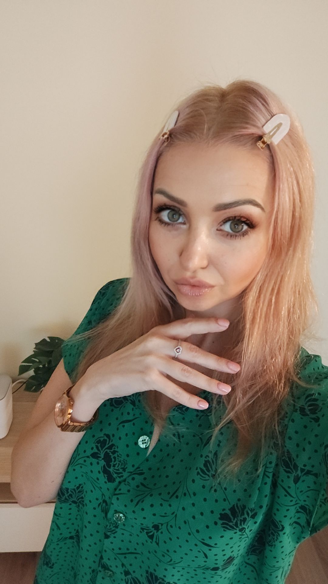 @Katerina Katerinaki