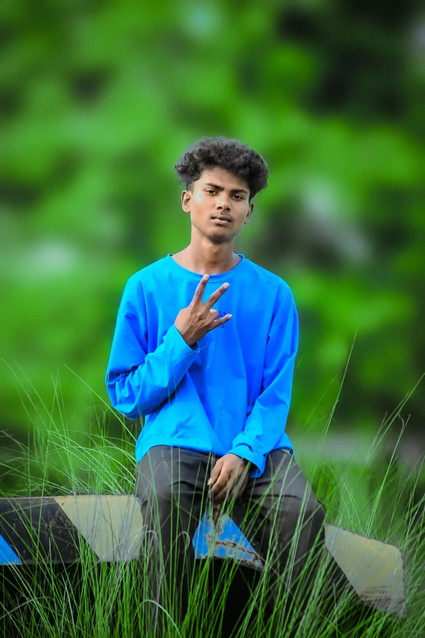 @! S I M P L E ! 🐰 B O Y 🪽