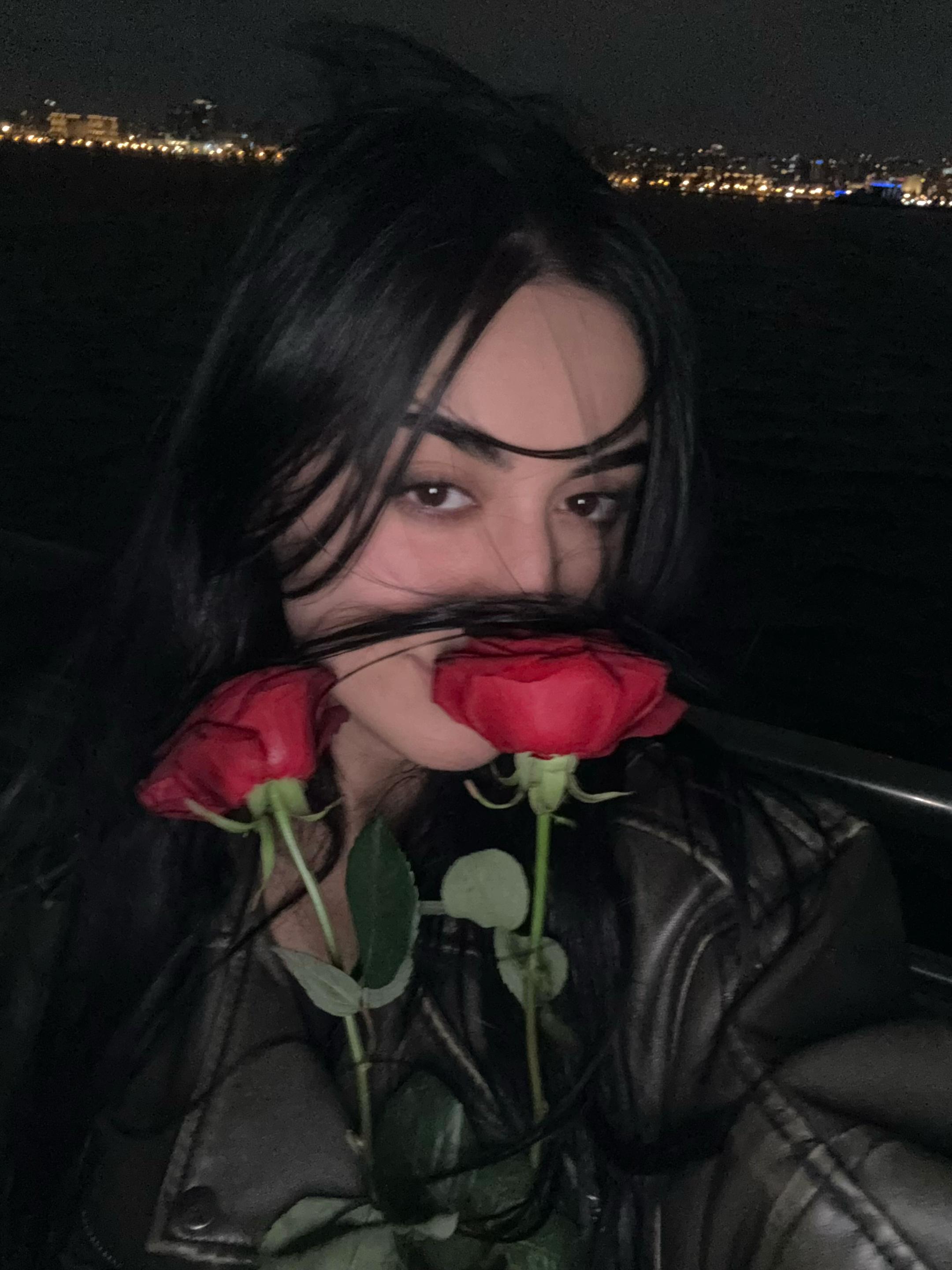 @𝟏𝟏:𝟏𝟏