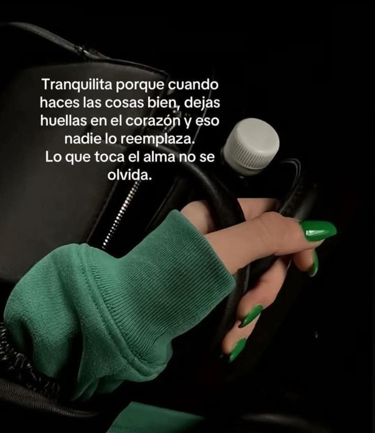 @•~•