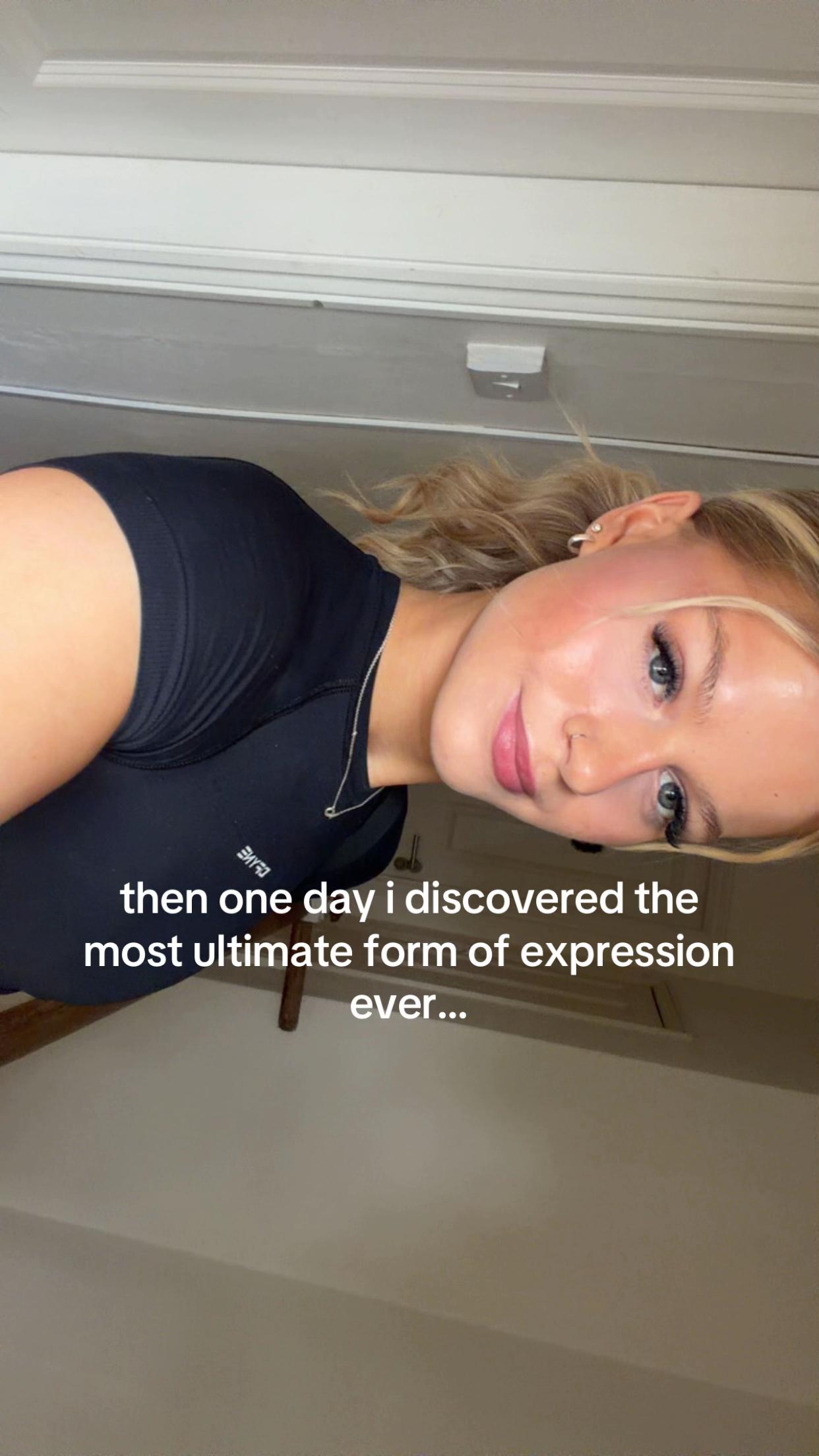 @elliearundell_