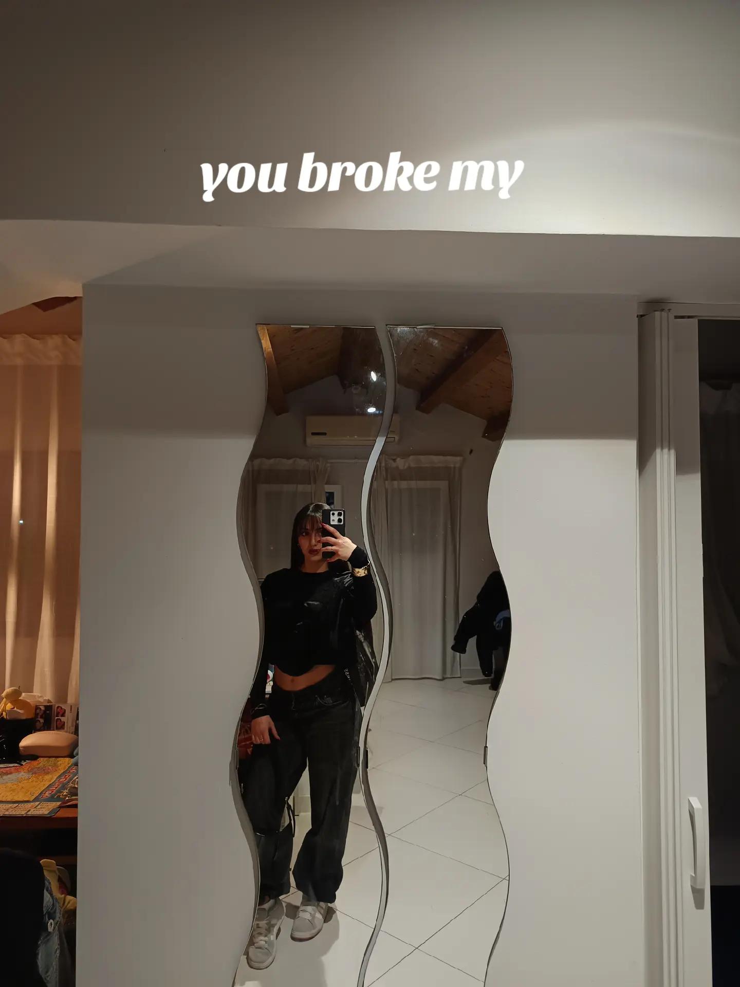 @𝔰𝔦𝔯𝔦𝔞_𝔪𝔞𝔫𝔬𝔩𝔦