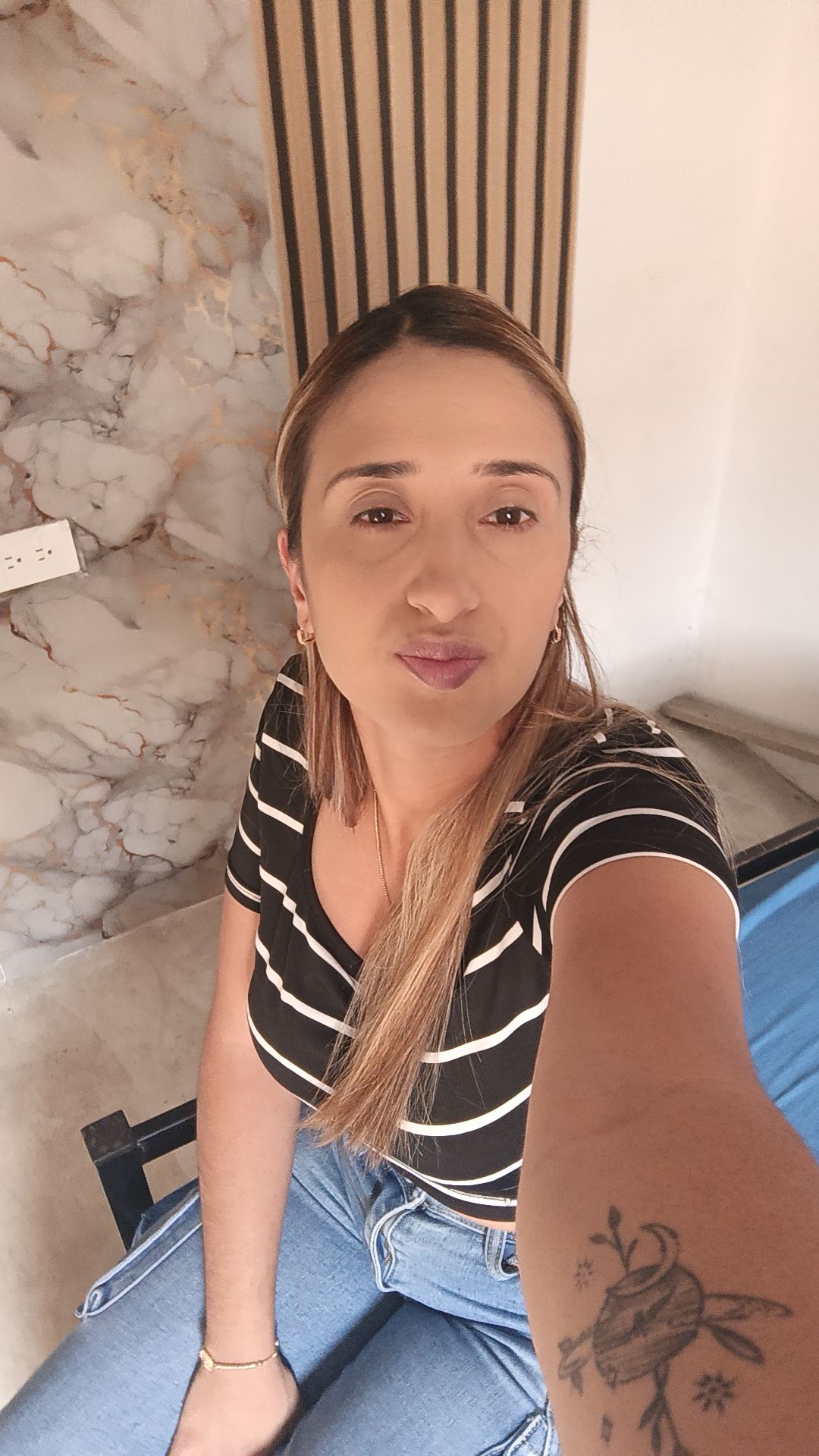 @danielaasuaje268