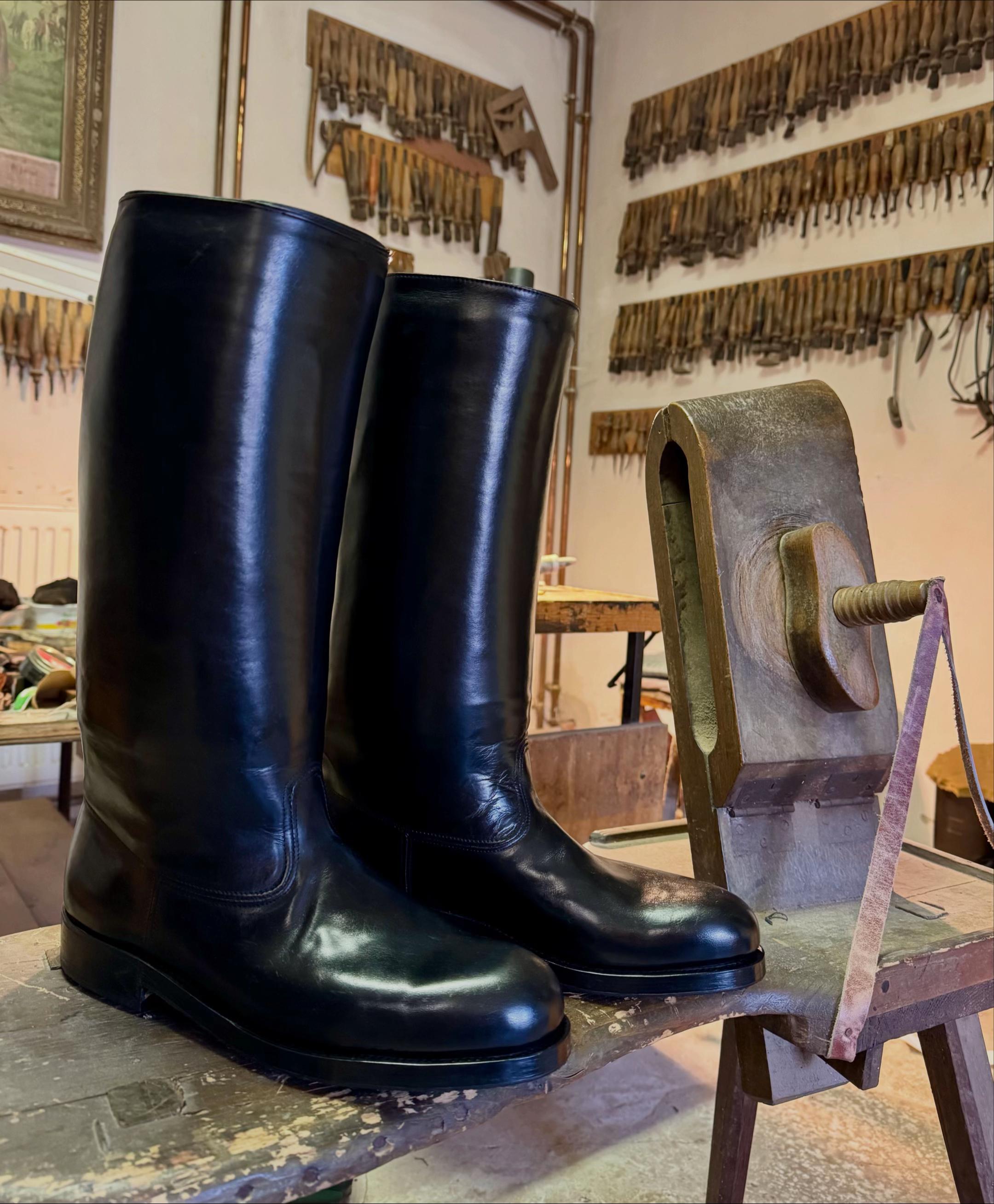 @Fabula Bespoke Shoes