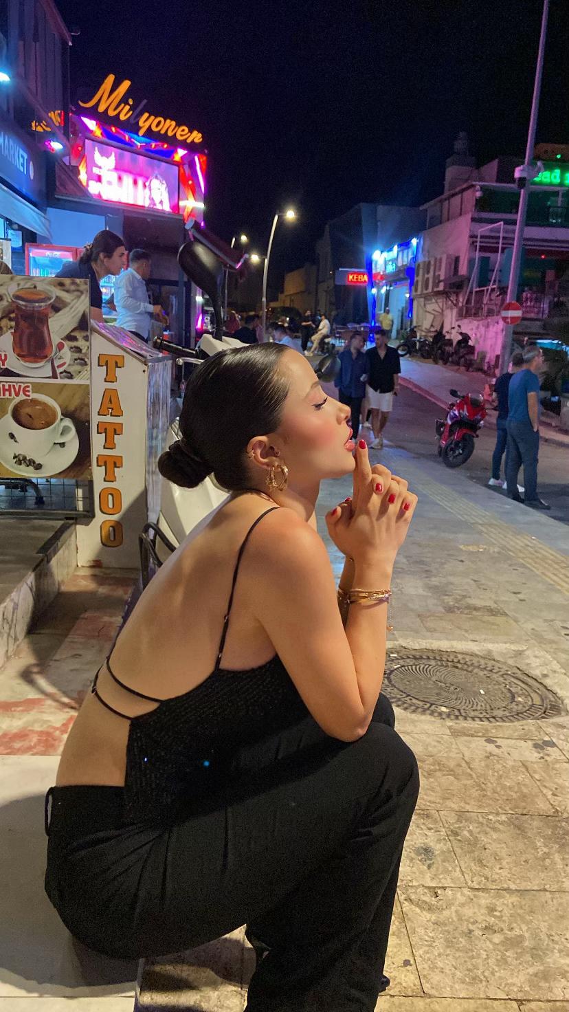 @Ezgi☀️🎐🧘🏻&zwj;♀️