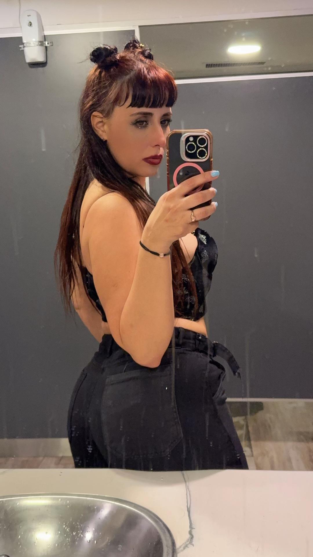 @Caro Geraldine.Oficial ๐