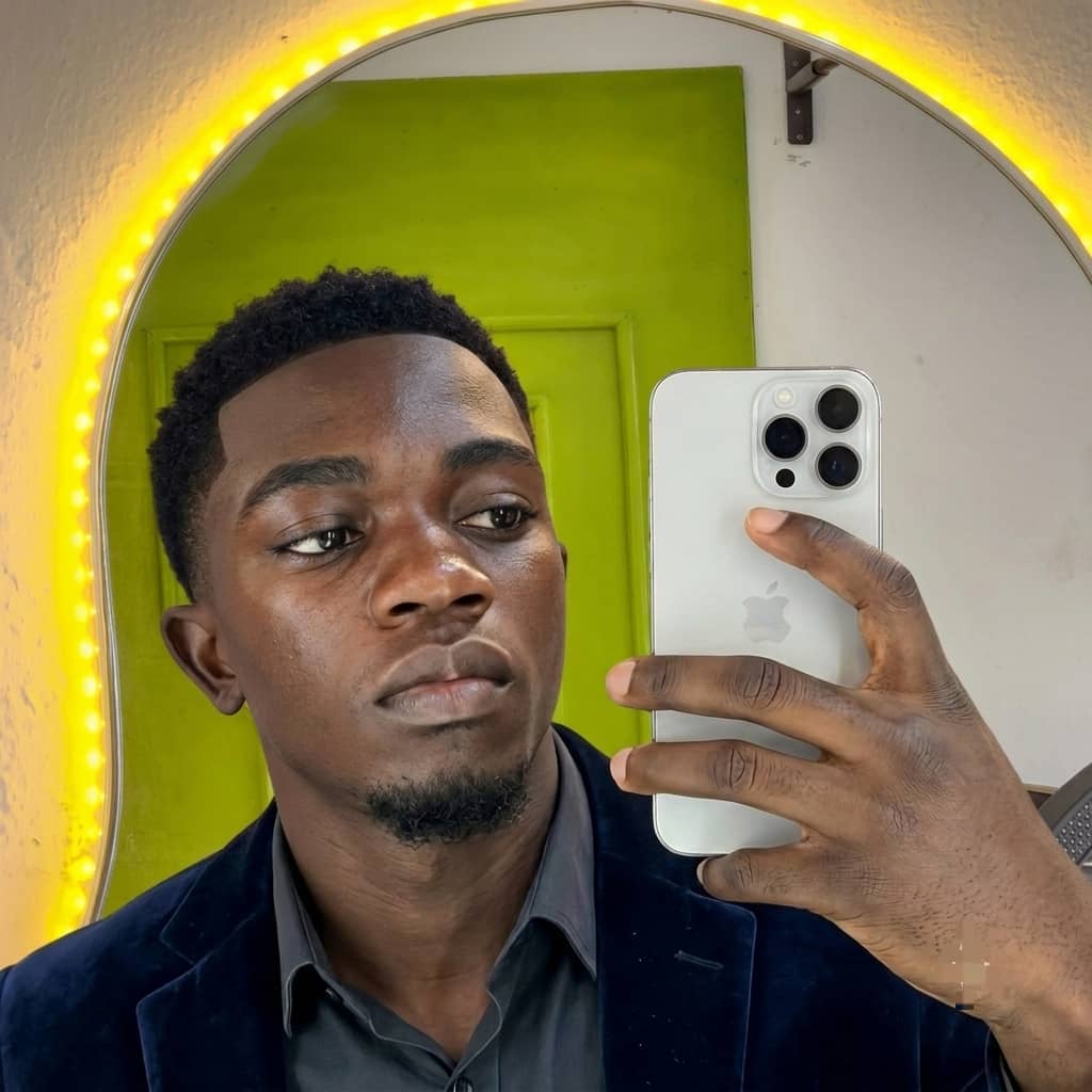 @Andrew Pixels 📸